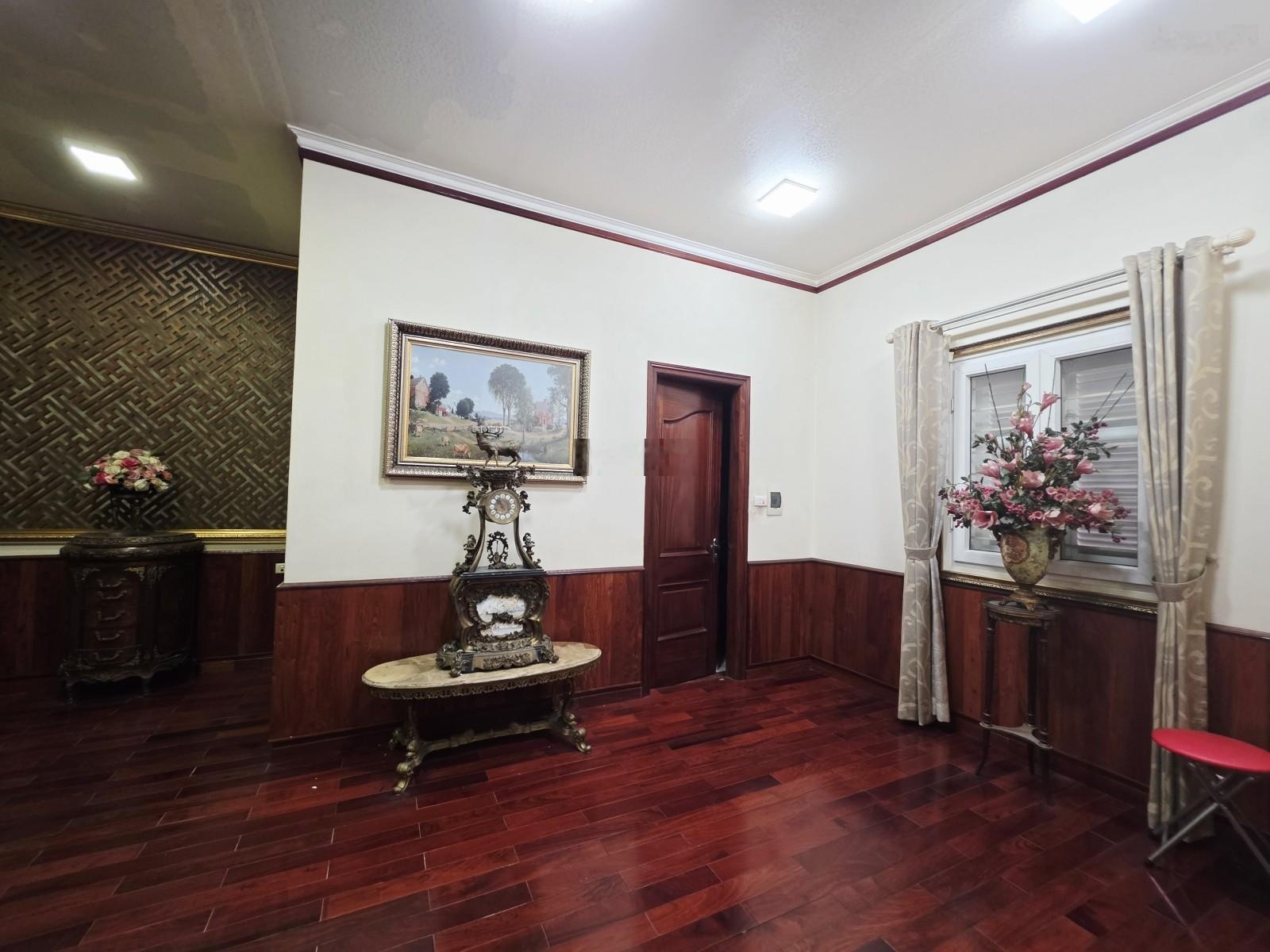 Bán Nhà Huỳnh Thúc Kháng Đống Đa 80m2 7 Tầng Mặt Tiền 20m 5x Tỷ Ô tô tránh Kinh Doanh VỈa Hè LHCC