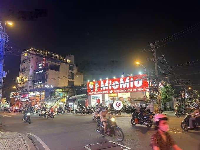 Bán nhà 6x34m mặt tiền Hoàng Diệu 2 Thủ Đức trệt 3 lầu