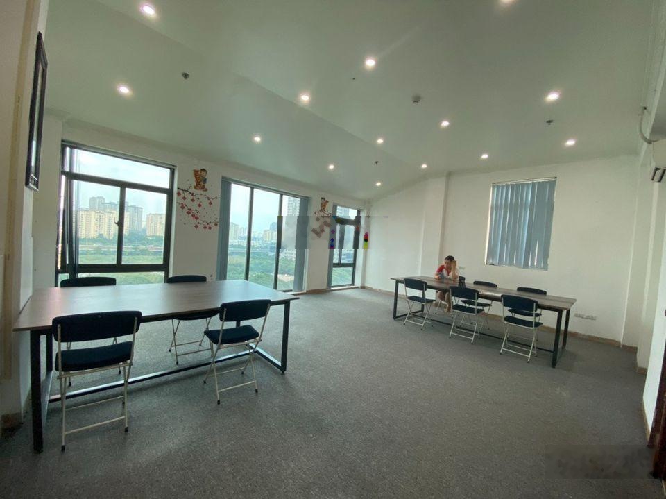Chính chủ cho thuê văn phòng tại mặt đường Khương Đình, tòa nhà mới đẹp