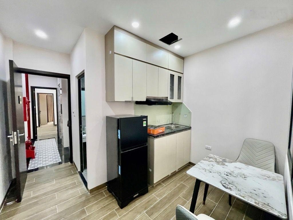 Bán ccmini phố dương văn bé vĩnh tuy - hai bà trưng - sổ 65m 6 tầng full đồ - thang máygiá 16,8 tỷ