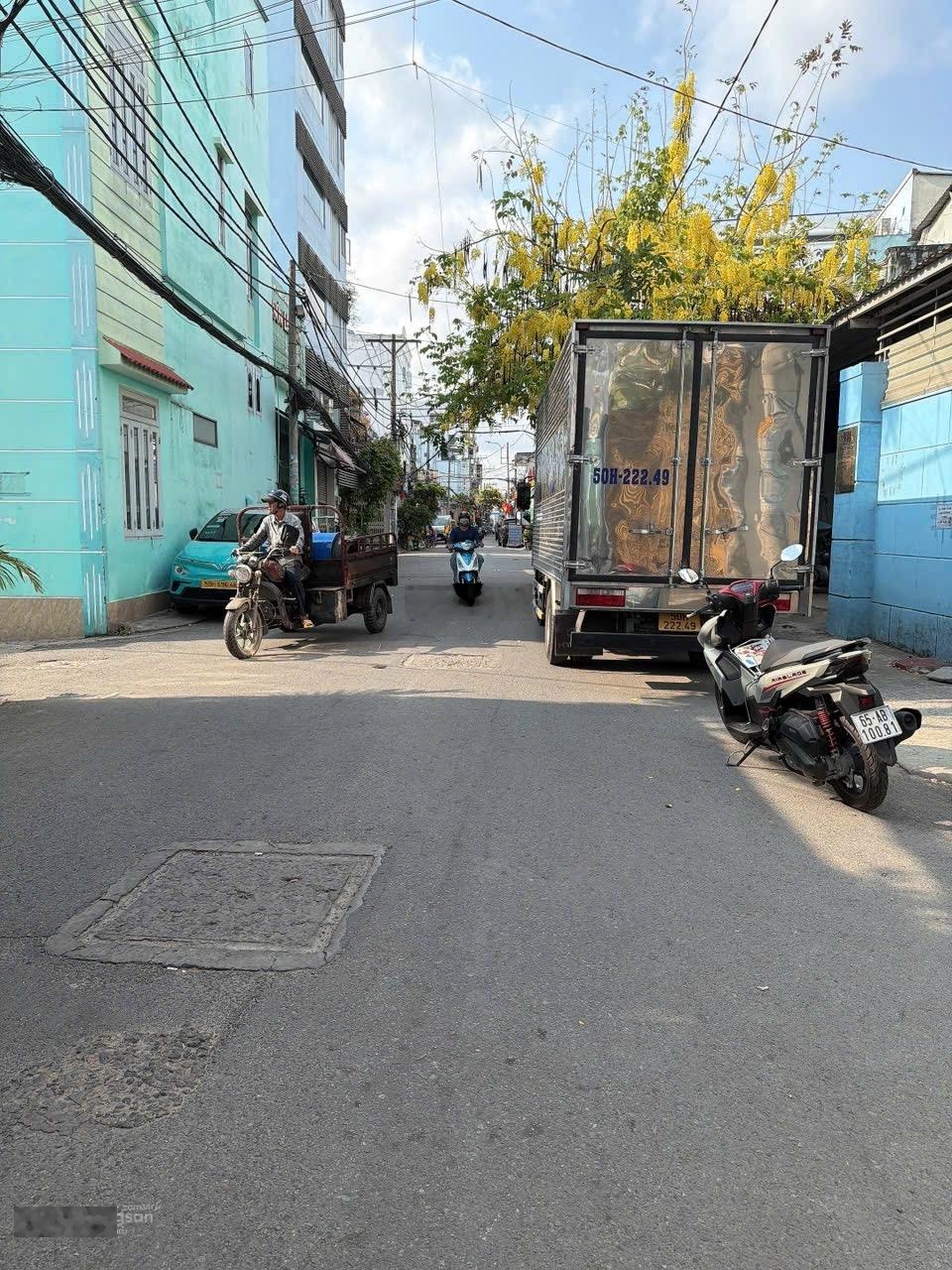 Bán nhà - Lê Đình Cẩn- 82m2 -HXH-nhỉnh 4 xx- SĐT: 0942302399