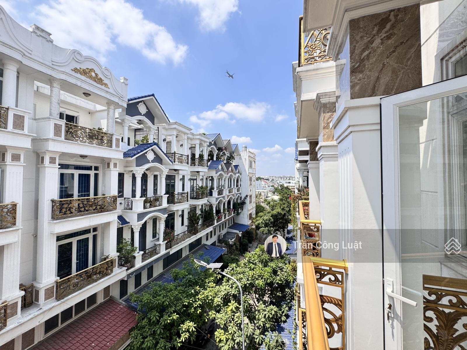 Bán Nhà 5 Tầng Khu Đồng Bộ Hướng Đông Nam, Quốc lộ 13,Thủ Đức Gần Vạn Phúc City.