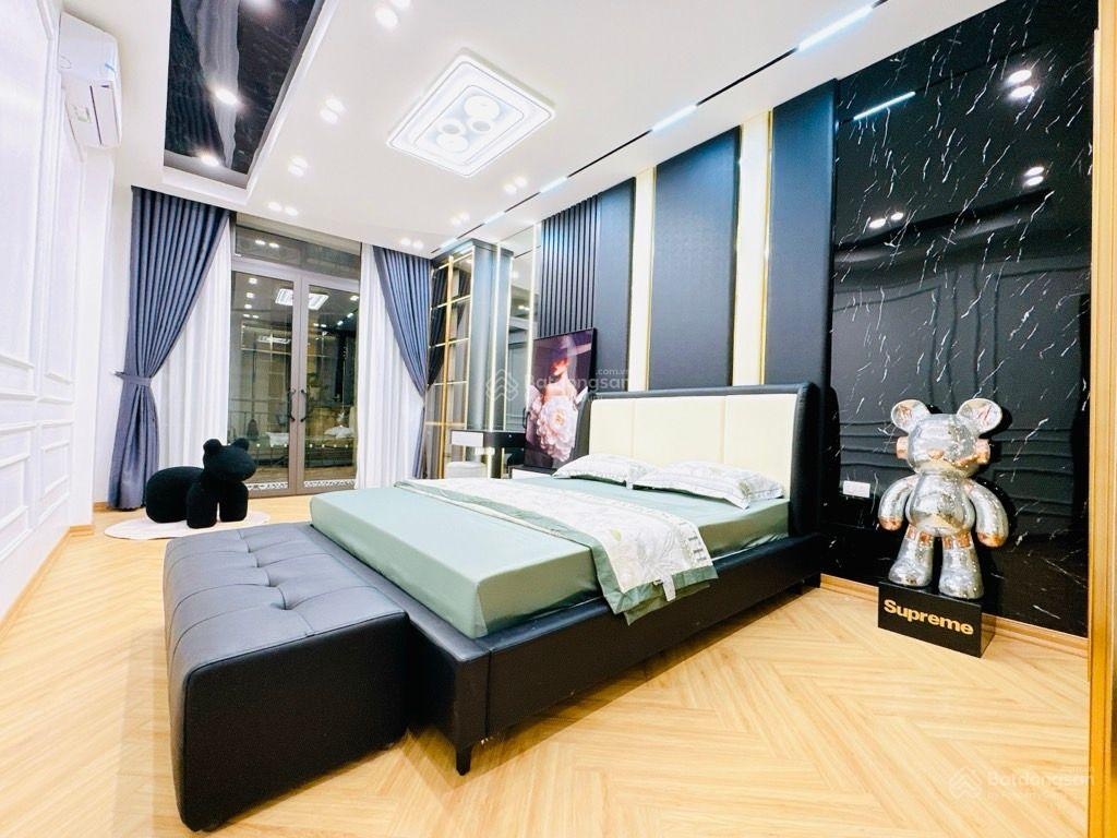Cầu giấy mặt ngõ ô tô thông - cho thuê kinh doanh văn phòng - thiết kế các phòng full nội thất đẹ
