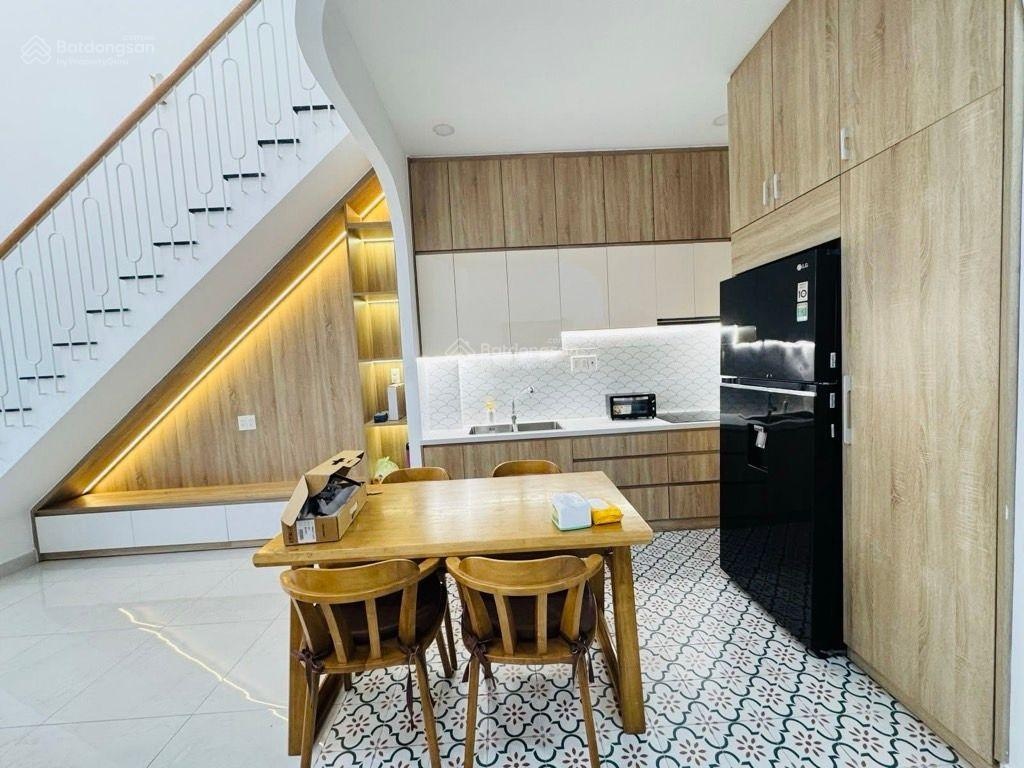 Bán nhà riêng tại Phan Huy Ích, 5,2 tỷ, 56m2, 2PN, 2WC, uy tín!