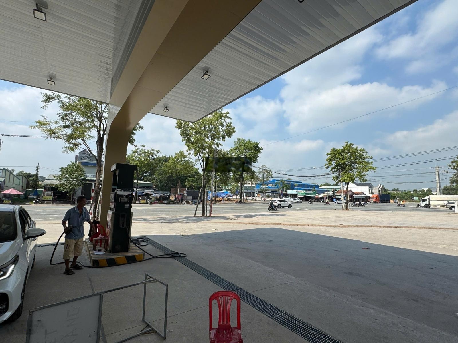 Cho thuê mặt bầng với diện tích lên tới 5.000 m2