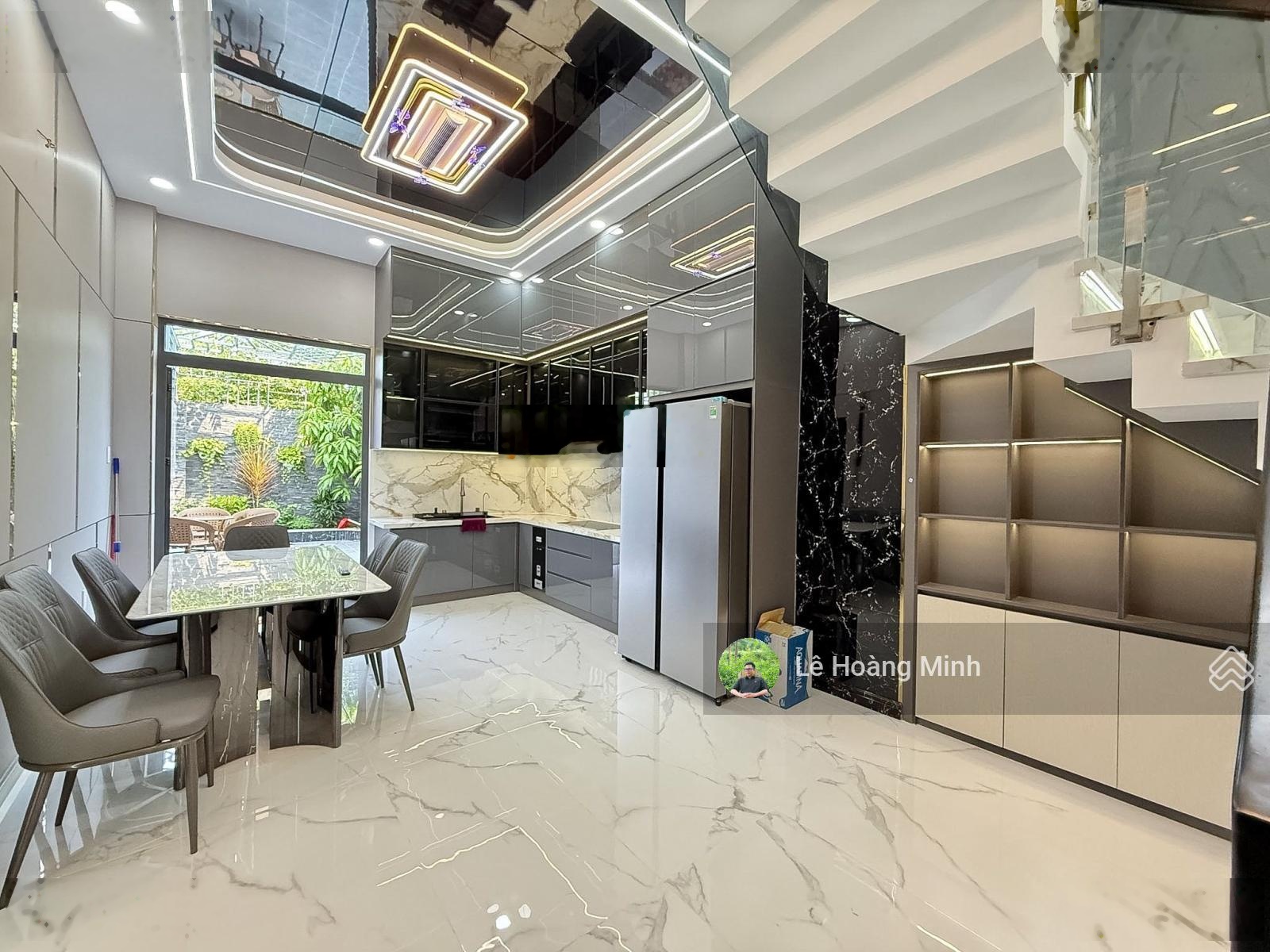 Siêu Phẩm 4m x 25m. 3 Tầng Sân Vườn Hẻm nhựa 8m thông Đường Tô Ngọc Vân