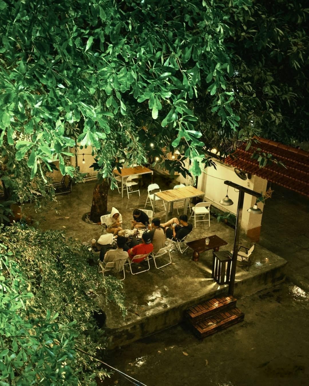 Cho thuê sân vườn tại Ba Đình - Đội Cấn cực đẹp cực chill khu đông dân và sầm uất cực đông