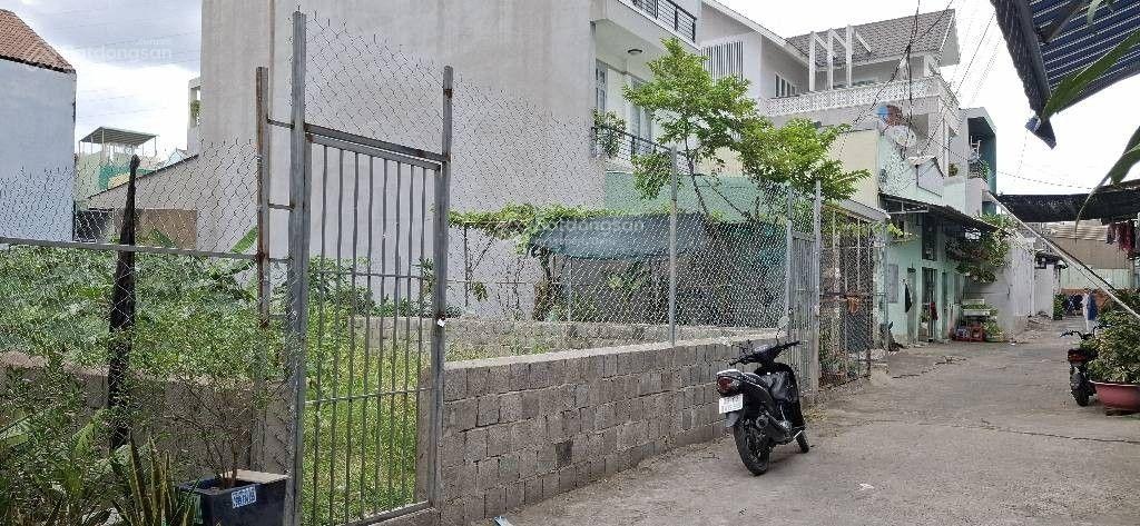 Lô đất 180m2 siêu vip trung tâm q9 mời gọi các nhà đầu tư nhanh tay chỉ với 13 tỷ