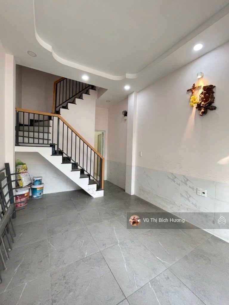 Nhà đẹp 3 tầng gần bảy hiền hẻm 185 ni sư huỳnh liên 48m giá 6.5 tỷ - bàu cát - tân bình