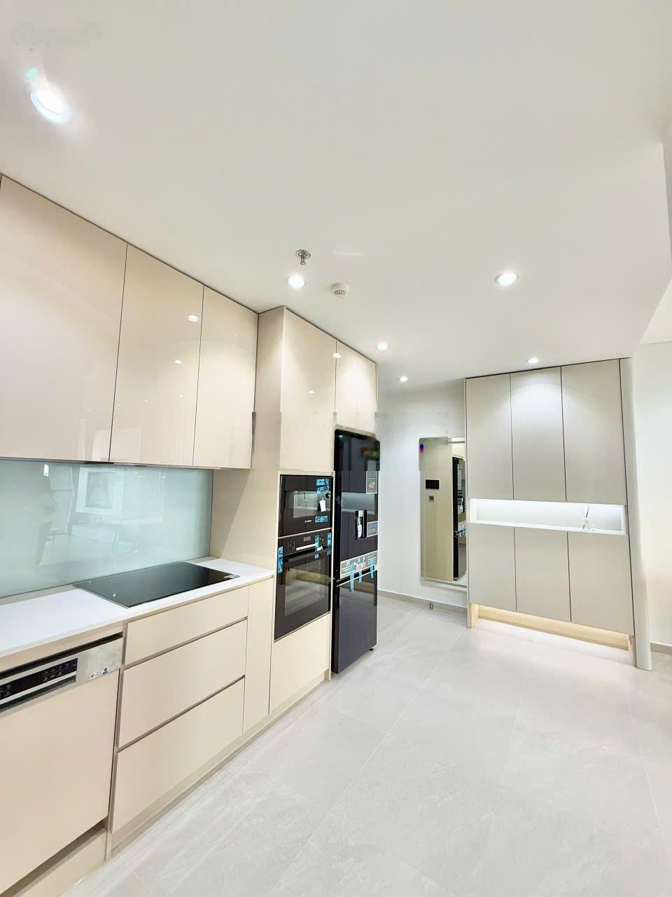Bán CC Hưng Phúc Premier, 69m2-2PN-1WC. Nhà nội thất mới 100%, chỉ xách vali vô ở, xem 24/7