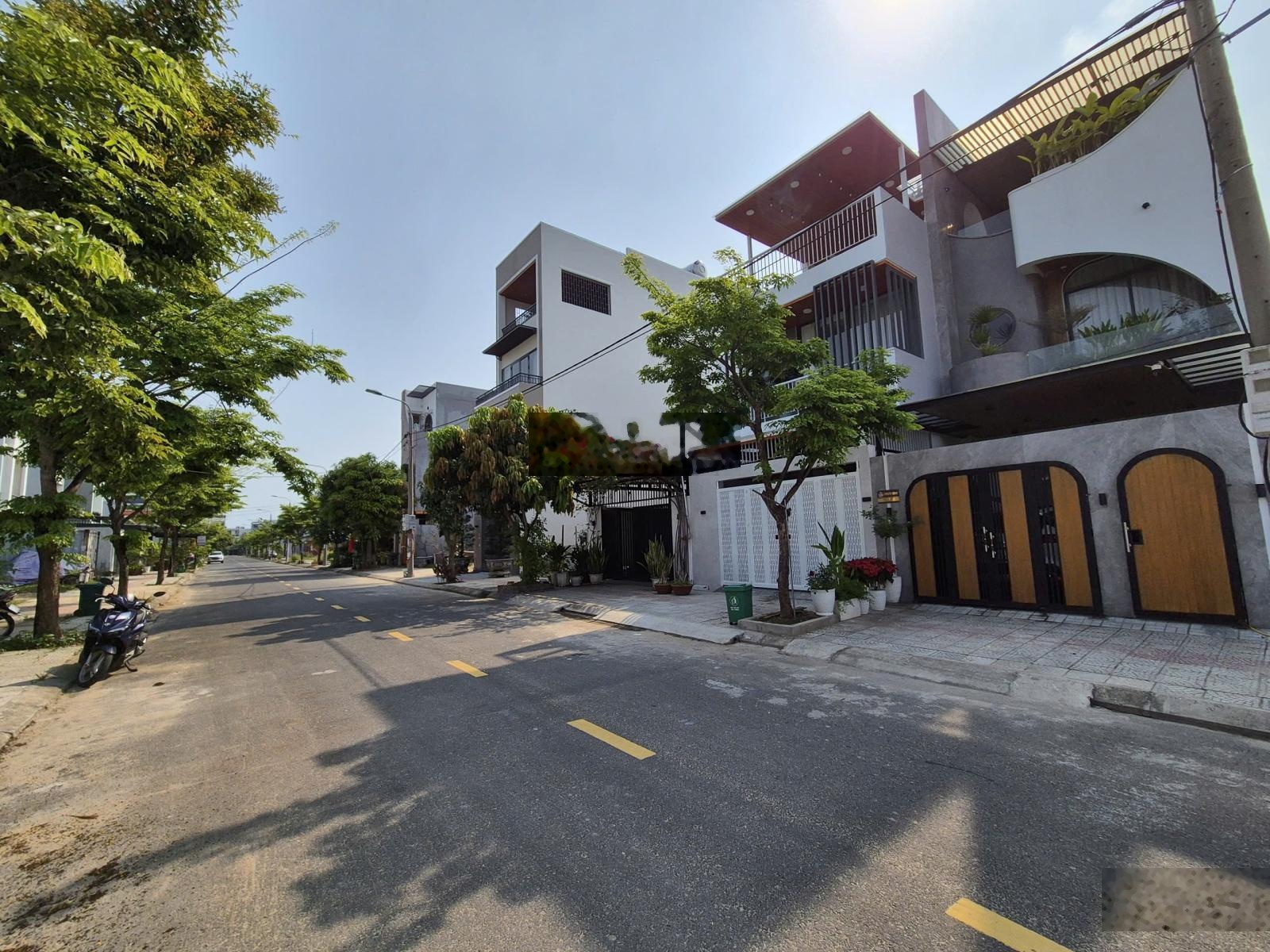 Chào bán Nam Hoà Xuân lô tuyệt đẹp 110m2 ven sông đối lưng đường Minh Mạng phù hợp an cư nghỉ dưỡng