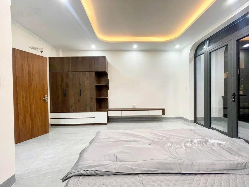 Giá ngộp - Bán nhà mặt phố 65m2, 1 trệt 1 lầu, 3PN, 2WC tại Huỳnh Tấn Phát P. Phú Thuận Q. 7