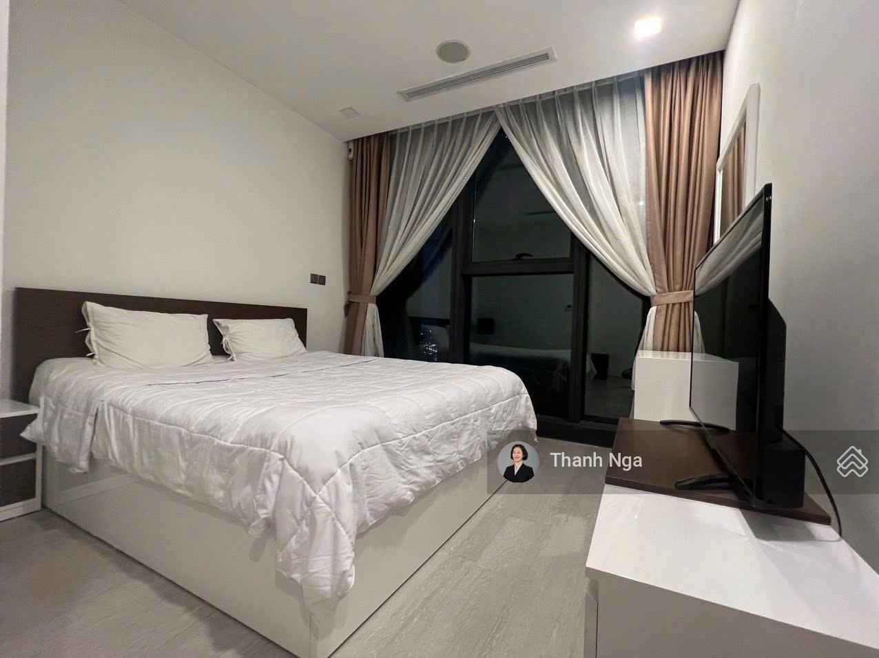 Chốt mua ngay siêu phẩm 2PN Vinhomes Golden River view sông Sài gòn và cầu Bason, giá tốt