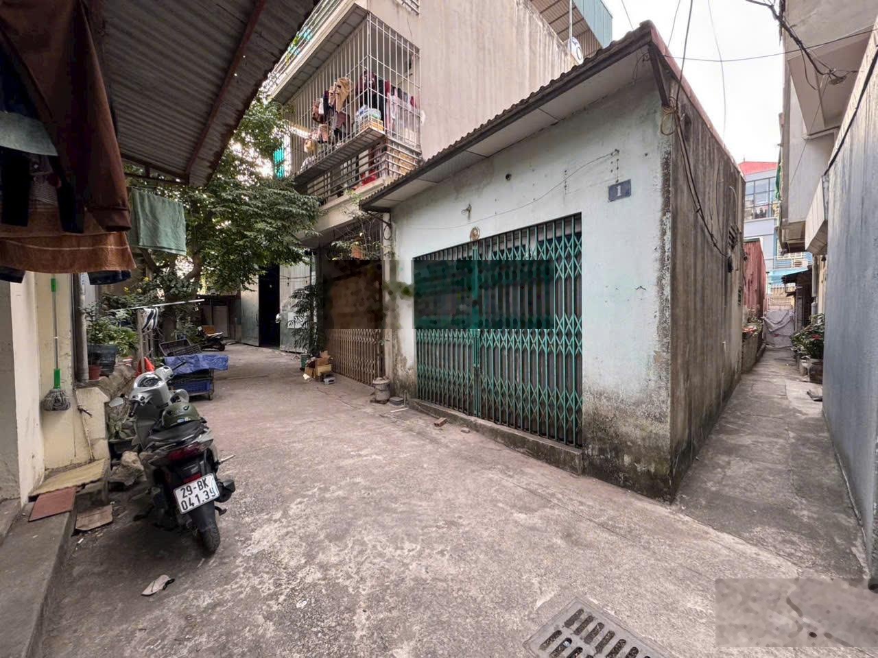 Bán căn nhà cấp 4 ngõ ô tô 7 chỗ tại Diêm Gỗ - Việt Hưng