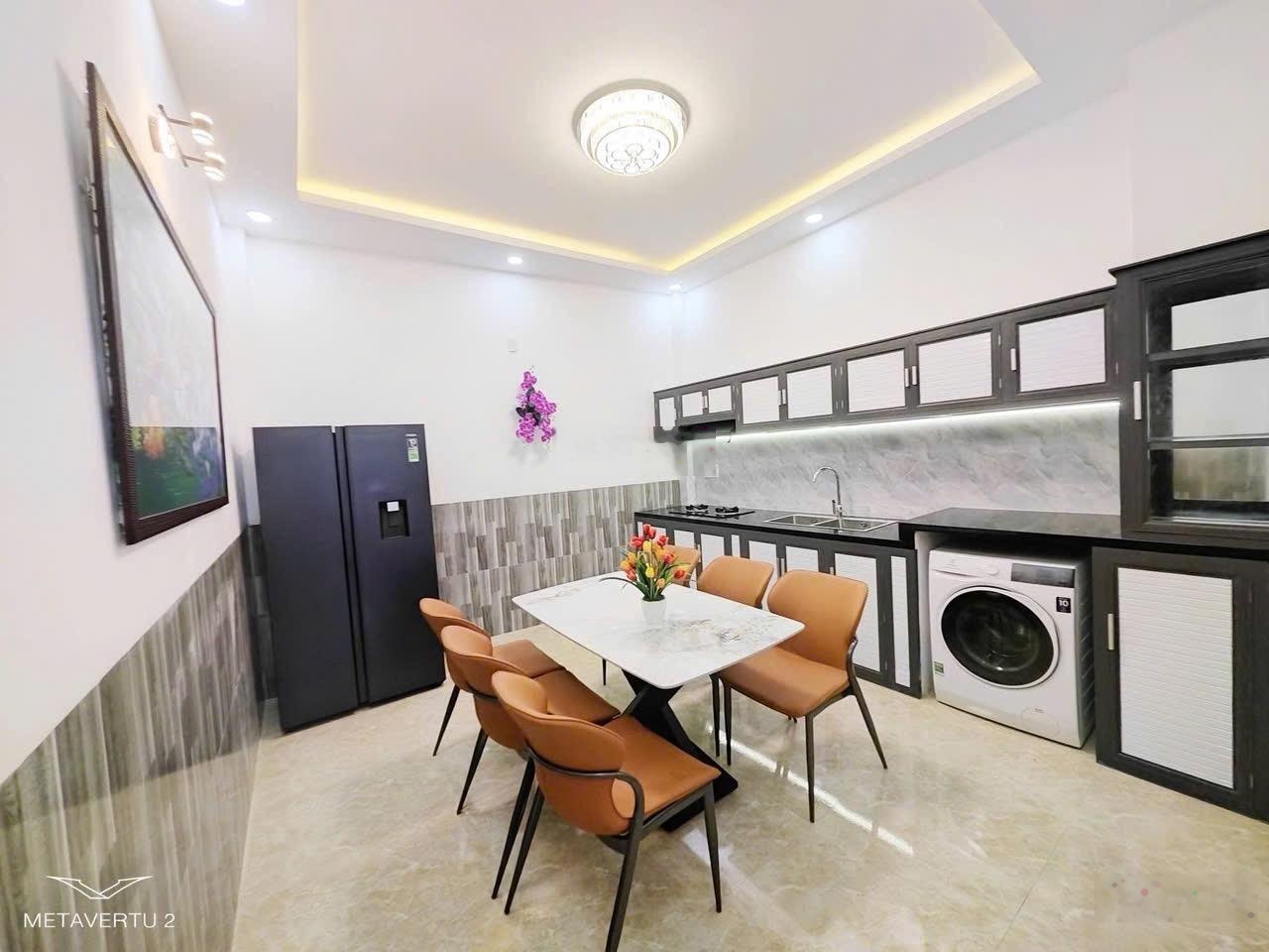 Chỉ 5,0 tỷ có ngay nhà mới đẹp, trung tâm Nha Trang, ngay vòng xoay Mã Vòng - cách Biển 1,7km
