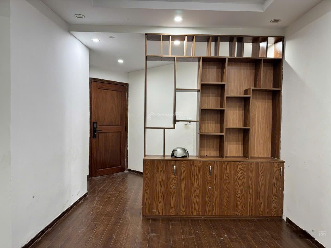 Cho thuê CC 156m2, 25 triệu VND tại Khu đô thị Trung Hòa - Nhân Chính, Cầu Giấy hàng hot