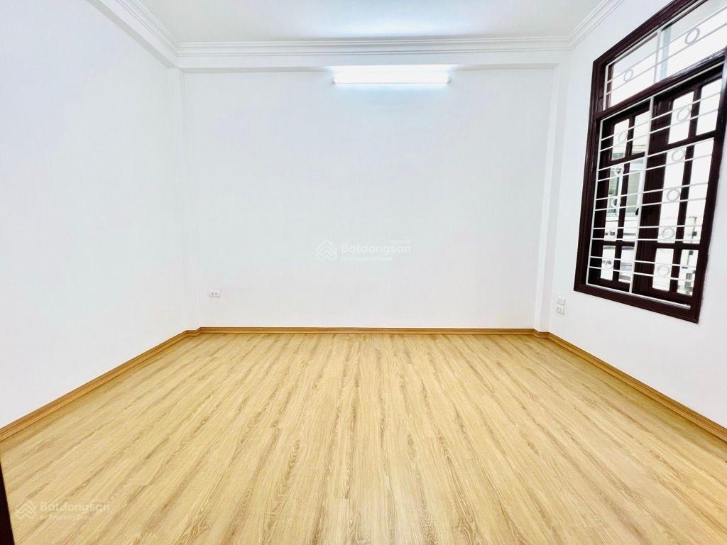 Siêu phẩm lô góc 2 thoáng - cách ôtô tránh 30m phố giáp nhị thịnh liệt 5 tầng full đồ giá 6,55 tỷ