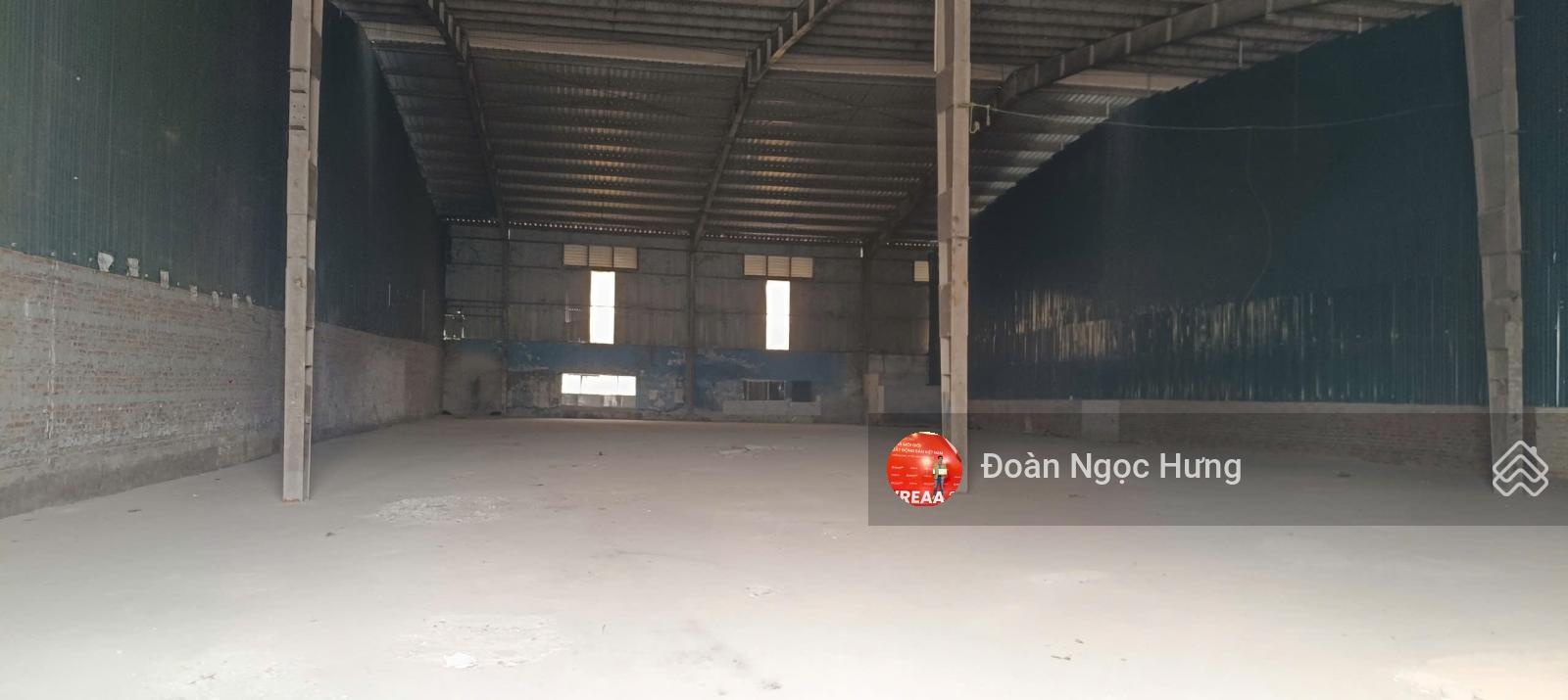 Cho thuê kho xưởng Đại Lộ Thăng Long, Cạnh smart city, DT 1000m2, điện 3fa, xe công, xuất VAT