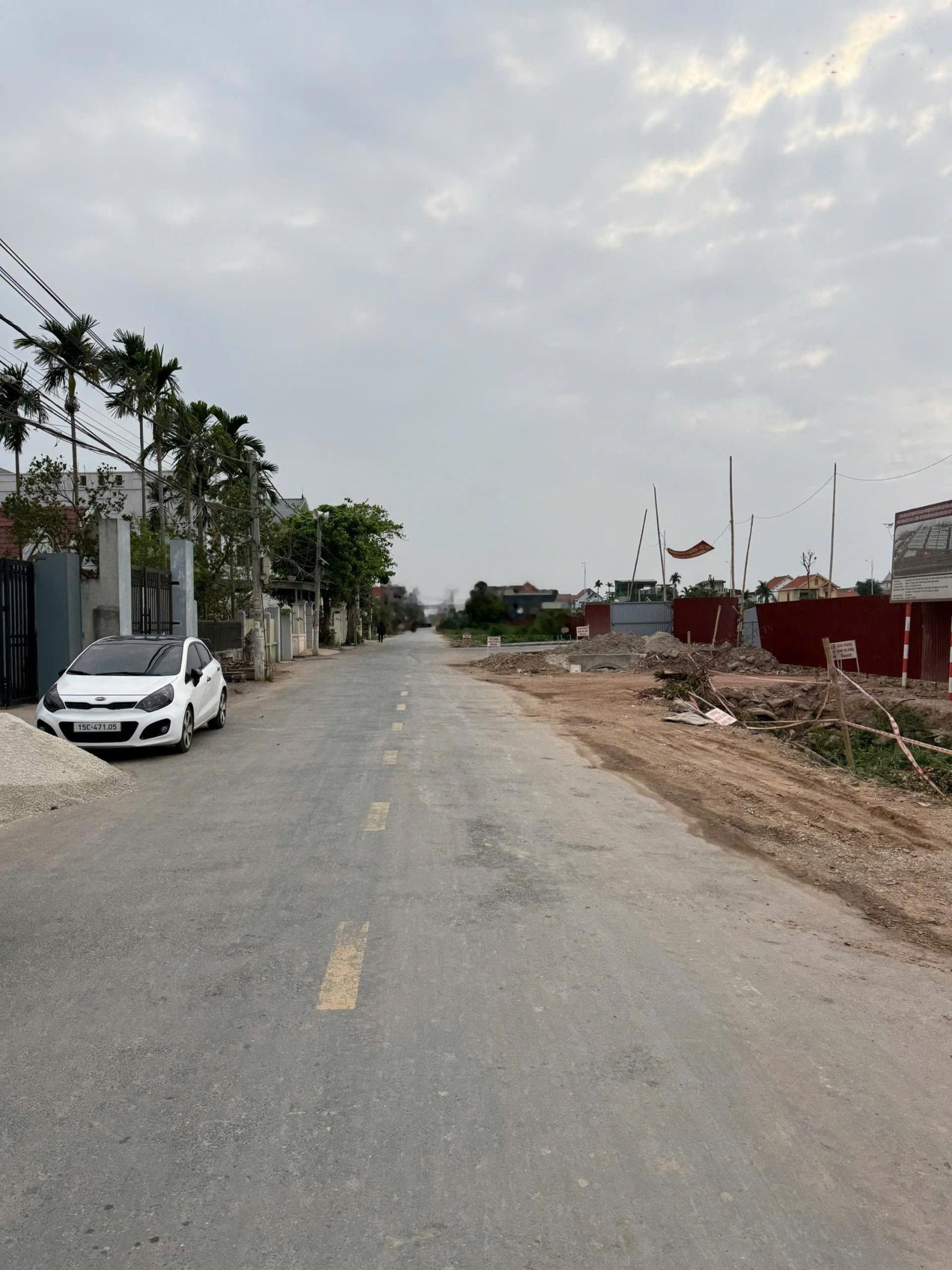 Bán lô đất mặt đường Hải Phong gần Vin Dương Kinh