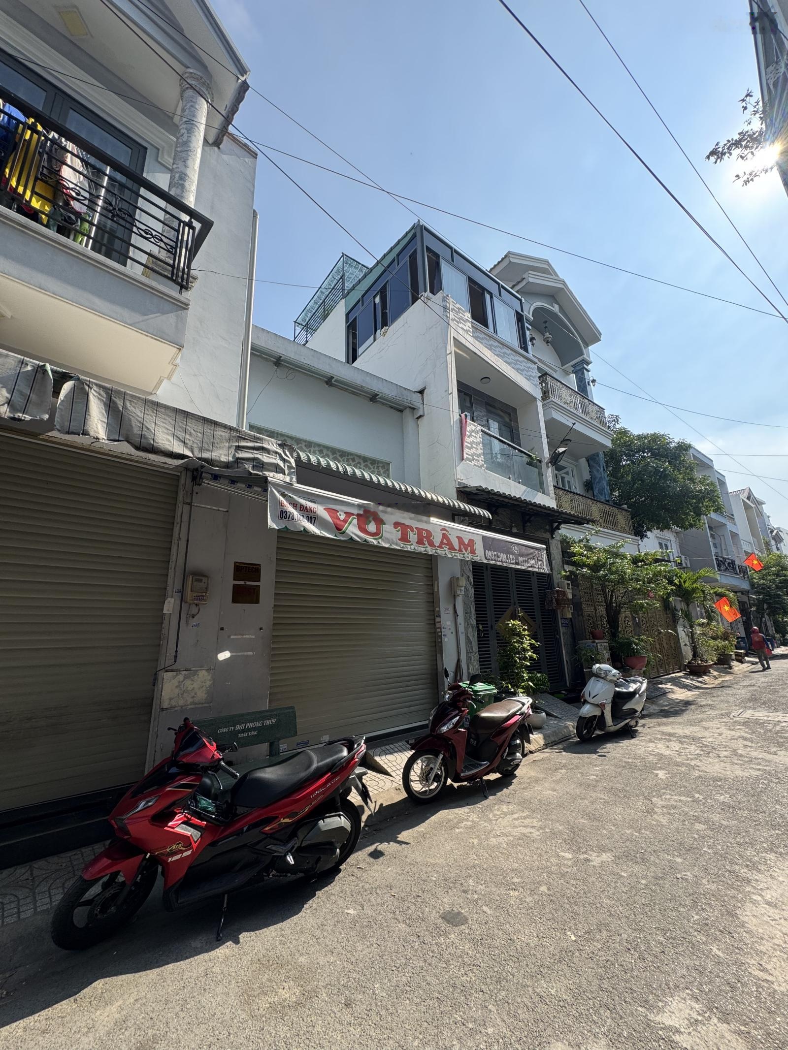 Bán nhà khu VIP đường số 15 khu SAKE p. BHH quận Bình Tân đối diện AEON 4x15m giá chỉ 5,5 tỷ