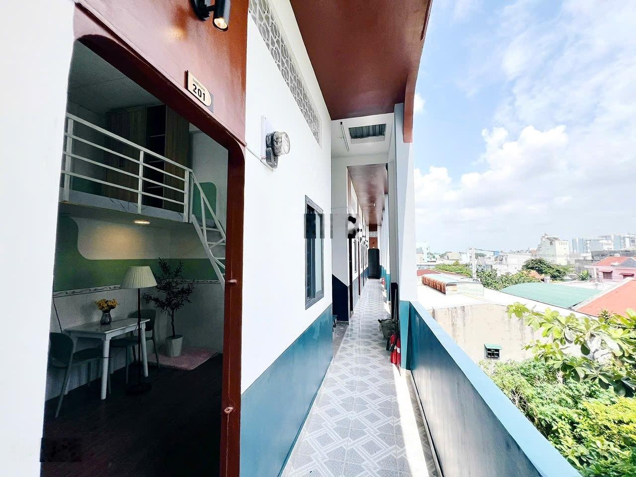 Nhà CHDV 18p duplex bancon, gần ĐH Công Thương, dòng tiền 80tr/th