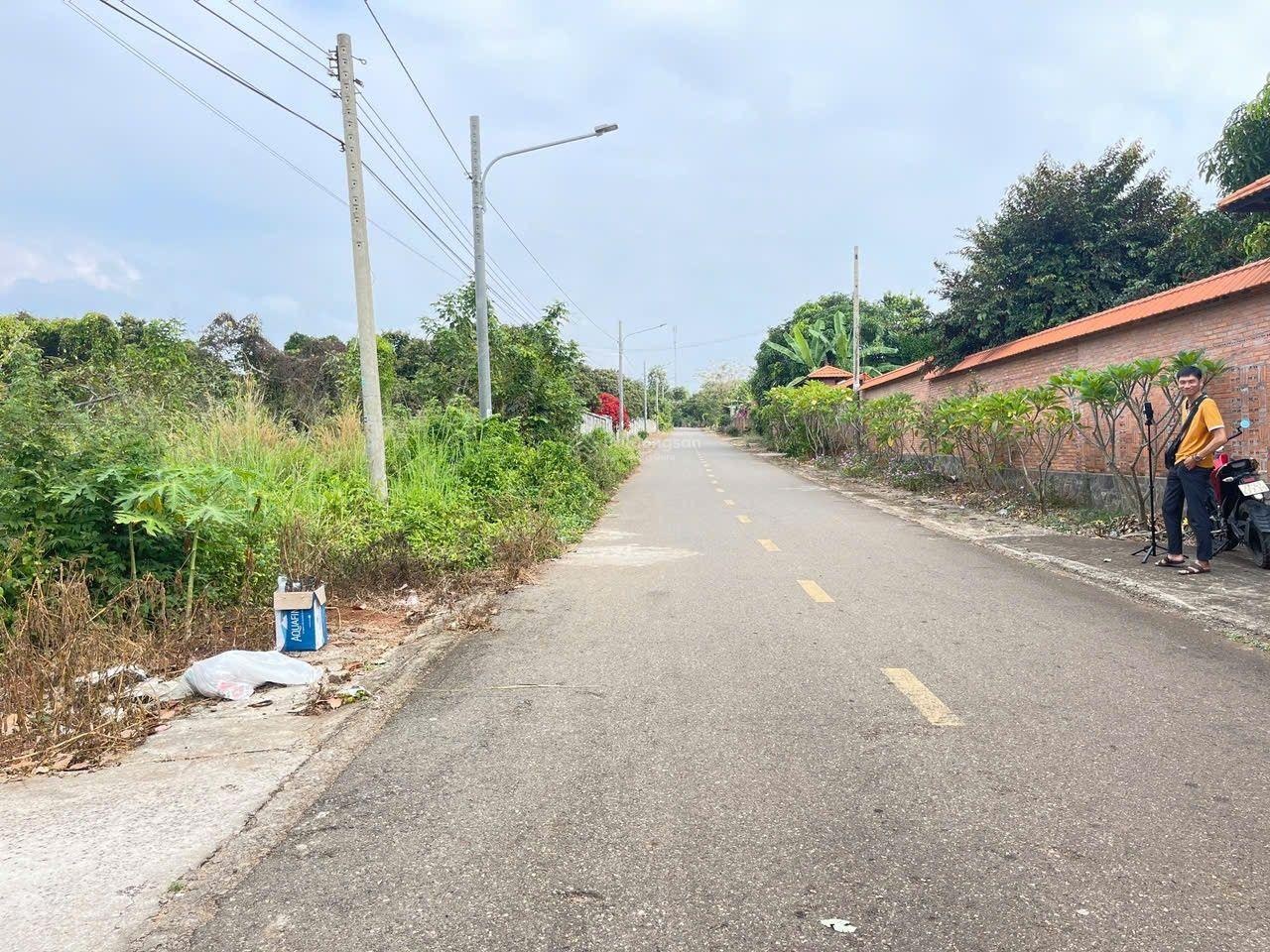 CÒN MỐT LÔ GIÁ TỐT NHẤT , THUỘC XÃ LONG TÂN ĐẤT ĐỎ CŨ , Bây giờ đất đỏ thành phố hồ chí minh Lô