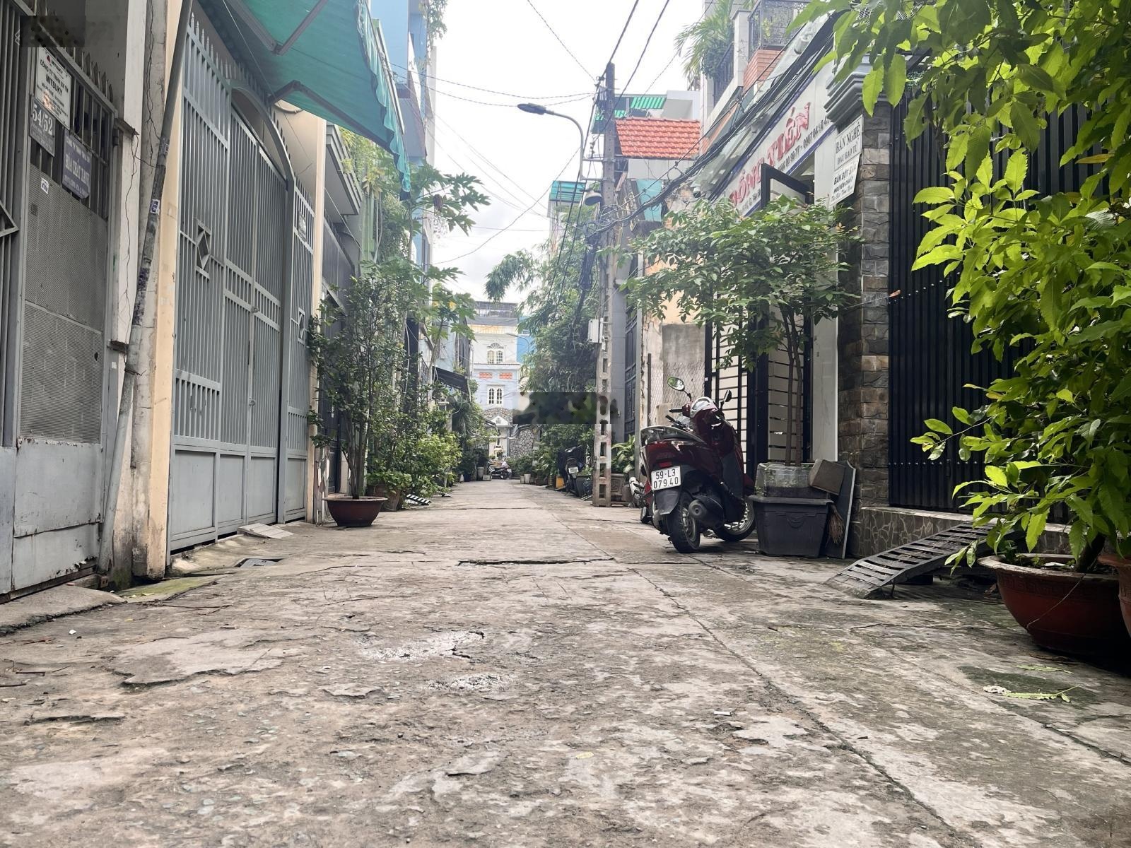 Bán nhà C4 62m2 nở hậu, hai mặt hẻm, khu Bàu Cát P.14 Tân Bình, Giá 8.3 tỷ TL