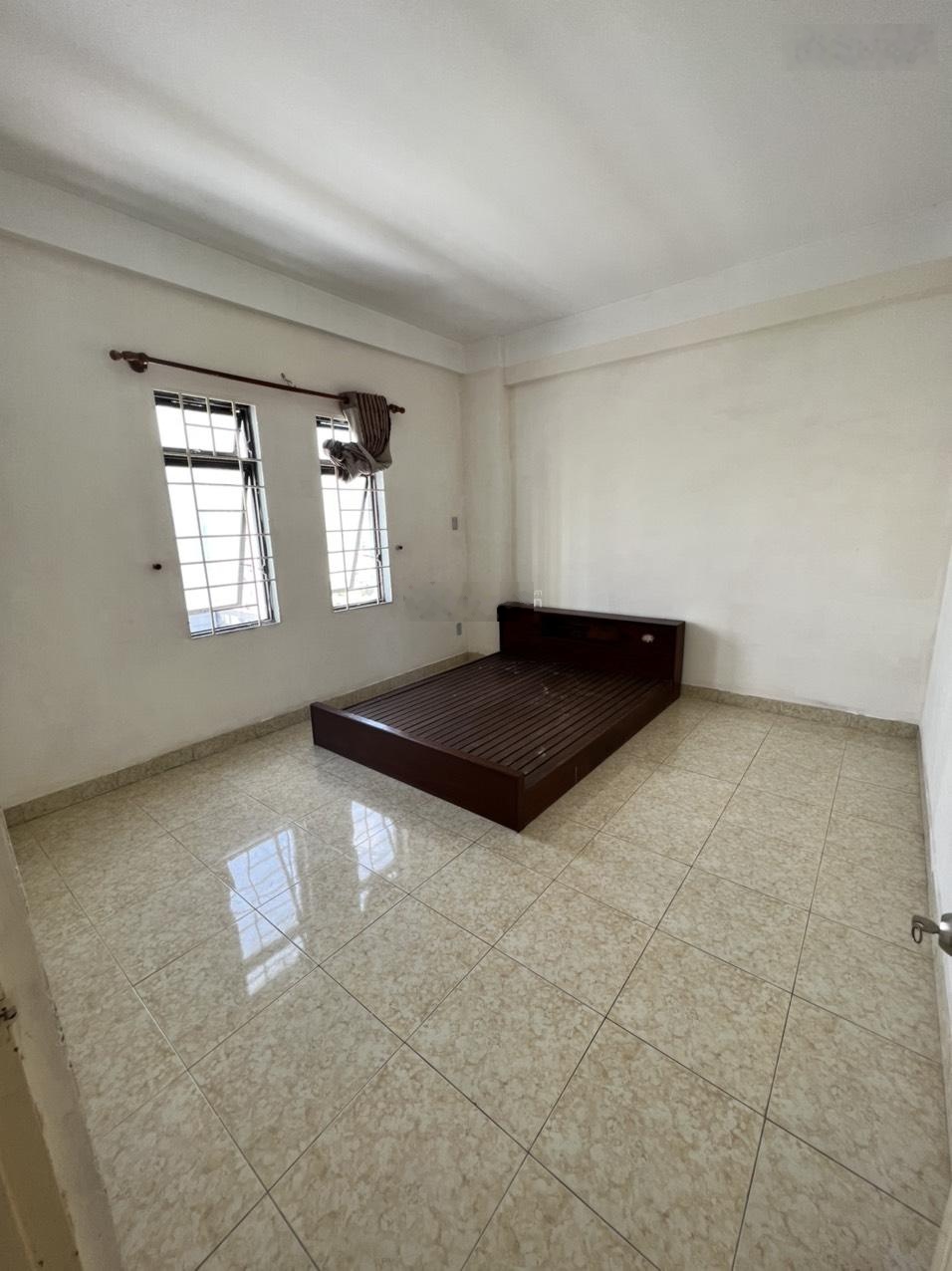 Cần bán gấp căn hộ chung cư số 1, Tôn Thất Thuyết, đường Tôn Thất Thuyết