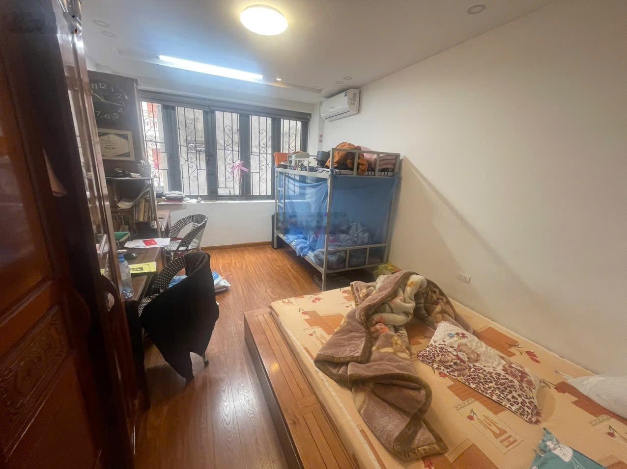 TT Ba Đình, dân xây giá ĐT,ngõ thông gần phố, tiện ích, k QH. Dt 30m 4T mt3,5m giá chào 7,5tỷ có TL