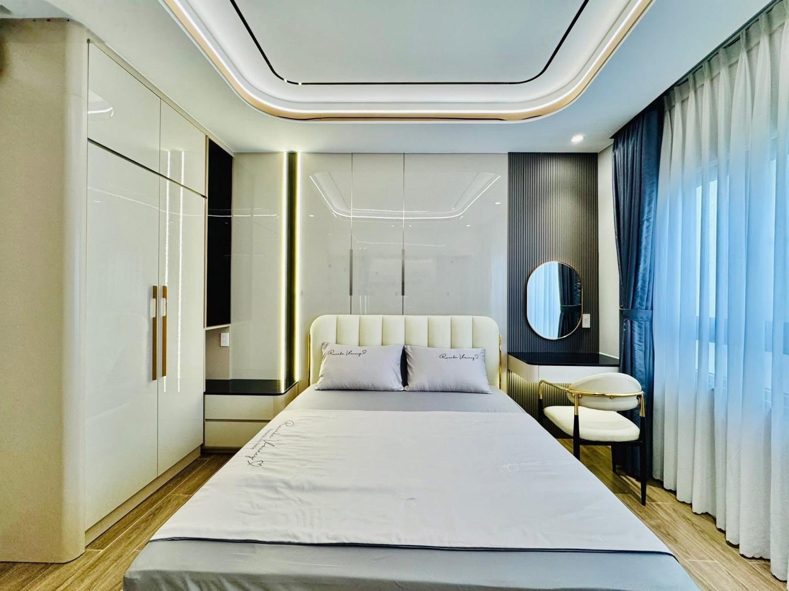 Tròn 4 tỷ nhận nhà ngay căn 92m24 tầng tại Hoàng Hoa Thám Bình Thạnh sổ sẵn đường oto cho thuê 22tr