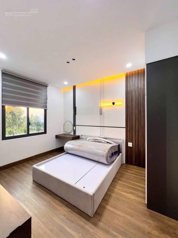 Chính chủ nhà 2 lầu ngay cạnh Bệnh Viện Nhi Đồng Thành Phố, diện tích 6x20m