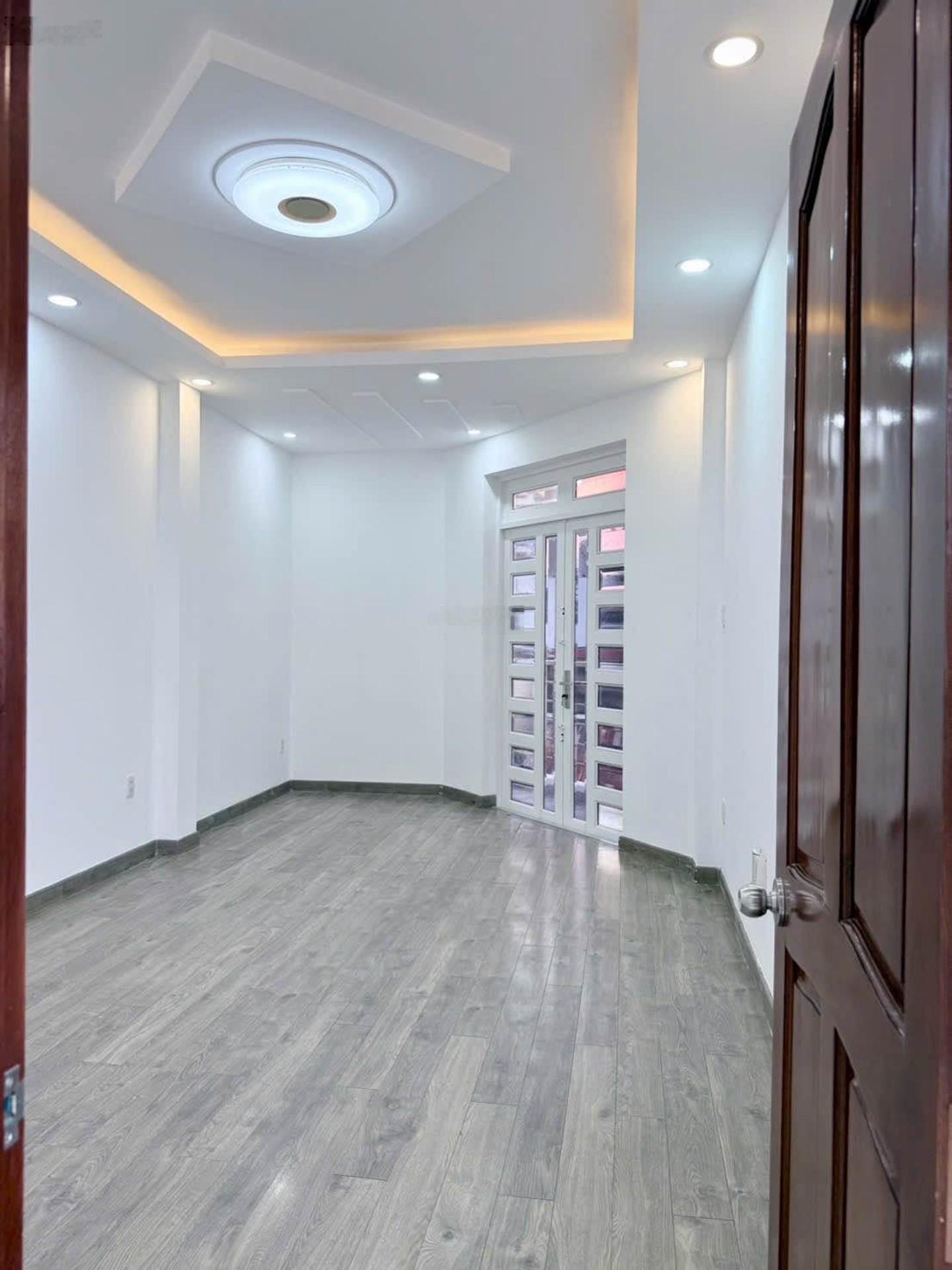 Bán Nhà Quận Tân Bình, đường Trần Thánh Tông, ngang 5m, HXH 6m, Chỉ 8 tỷ!