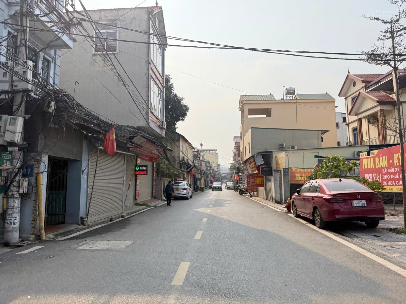 Cạnh đường cầu thượng cát-giữa trung tâm đại mạch-bán nhà 3 tầng-giá đầu tư