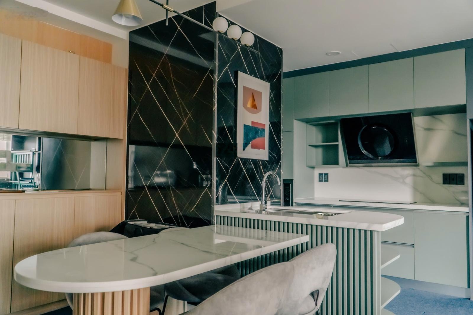 Bán căn hộ Midori Park The View - 2PN, 61m², view hồ bơi, giá 2,45 tỷ