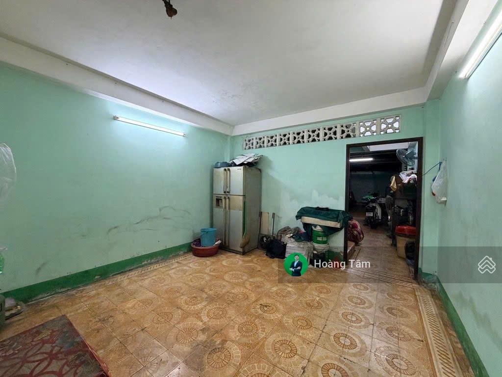 Bán nhà Mặt Tiền Nguyễn Chí Thanh, Quận 11, DT:4x33m, 4 Tầng, giá 24 tỷ