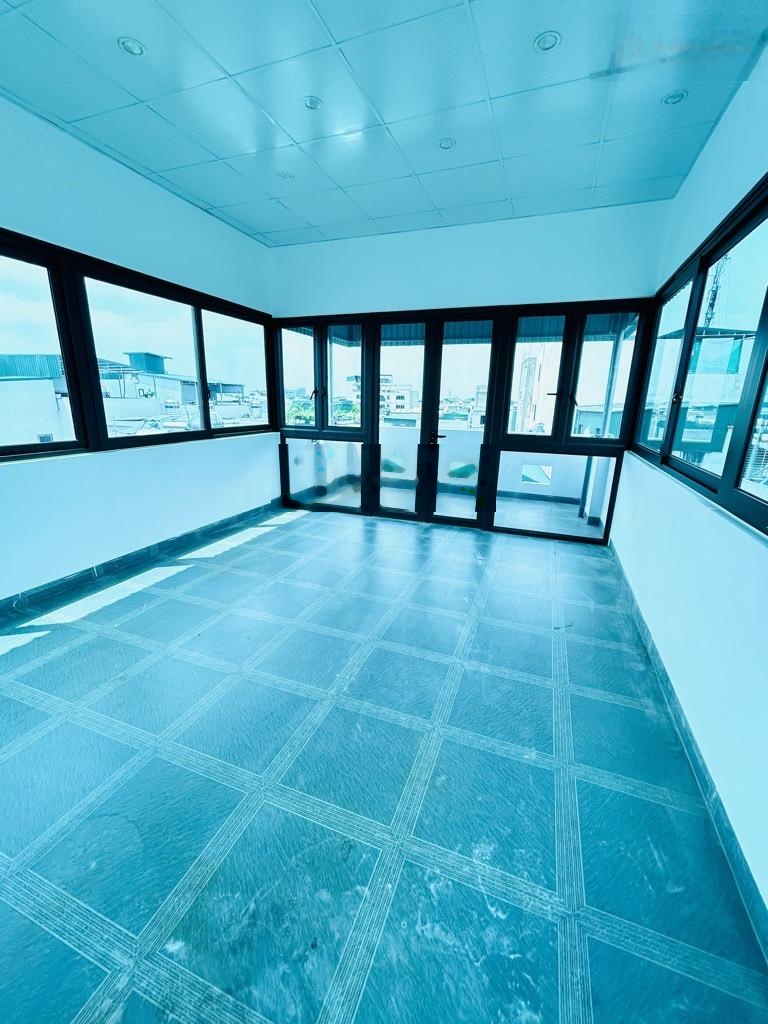 Siêu phẩm đống đa nhà đẹp 6 tầng có thang máy, 11.5 tỷ ở ngay 50m 6 tàng mt 4.5m