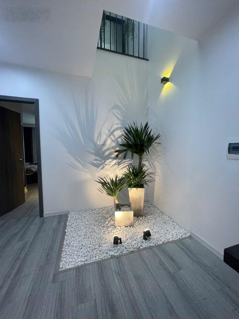 Bán shophouse Sông Hồng,Trâu Quỳ Gia Lâm-84m2 chỉ 22.5tỷ-kinh doanh, vỉa hè, sầm uất, full nội thất