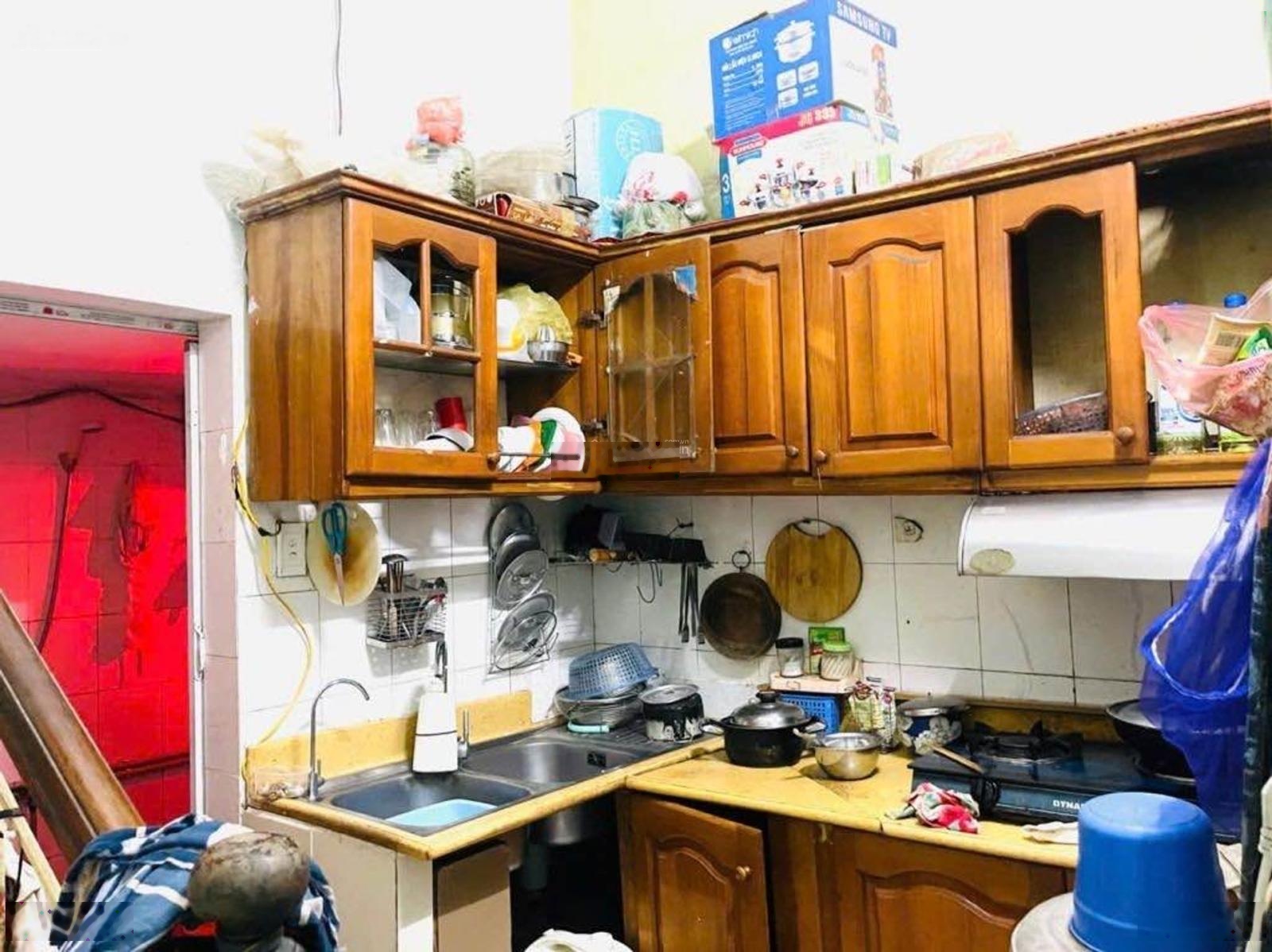 Bán Nhà Riêng view đẹp tại Đường Phùng Khoang, 6,3 tỷ, 30m2, 2PN, 3WC