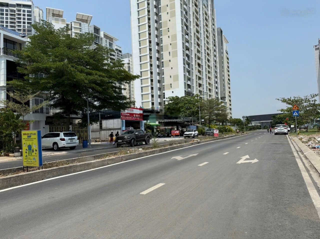 Bán đất mặt tiền Vũ Tông Phan diện tích 131m2(7x18.7) hướng ĐN, đối diện CV 7ha, bán nhanh 34 tỉ