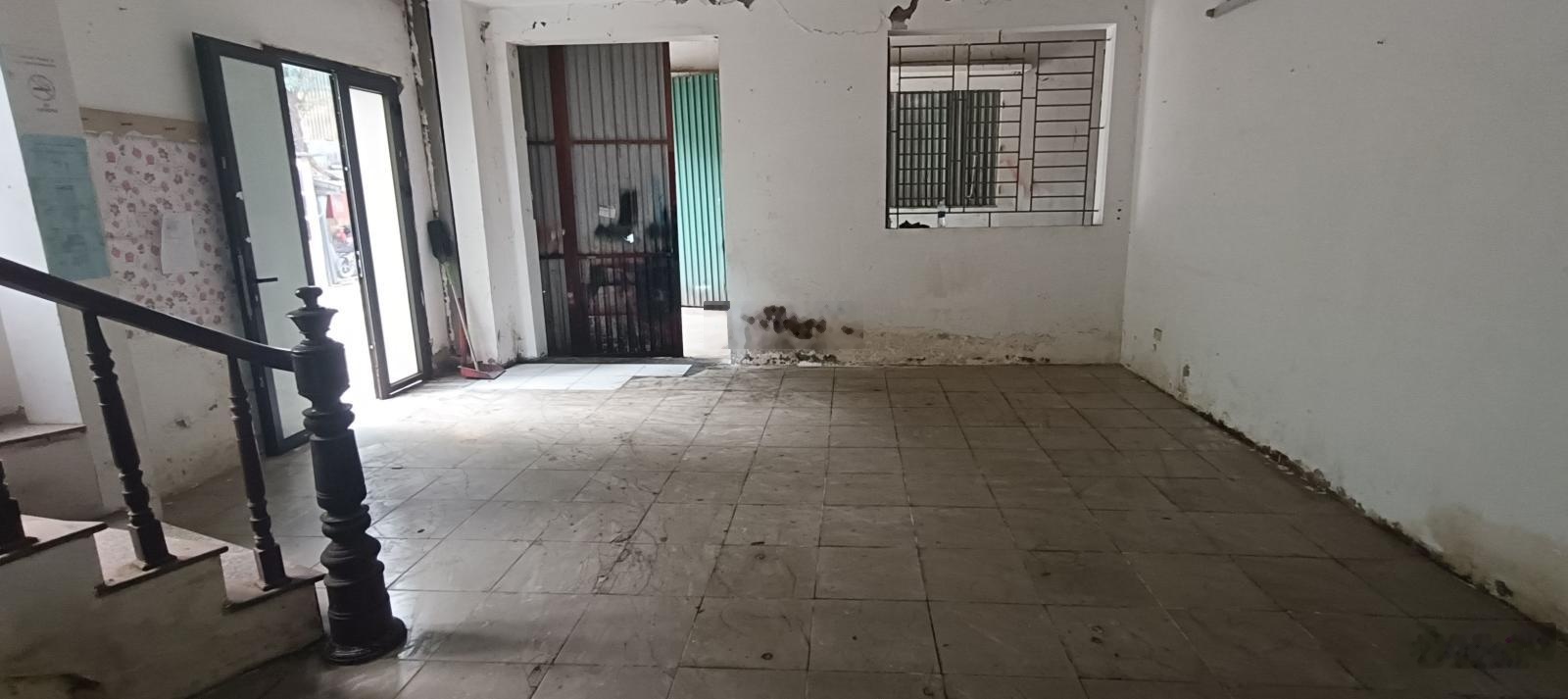 CT kho xưởng Đại Lộ Thăng Long, ngay cầu vượt An Khánh, DT 180m điện 3fa, xuất VAT, xe công, bảo vệ