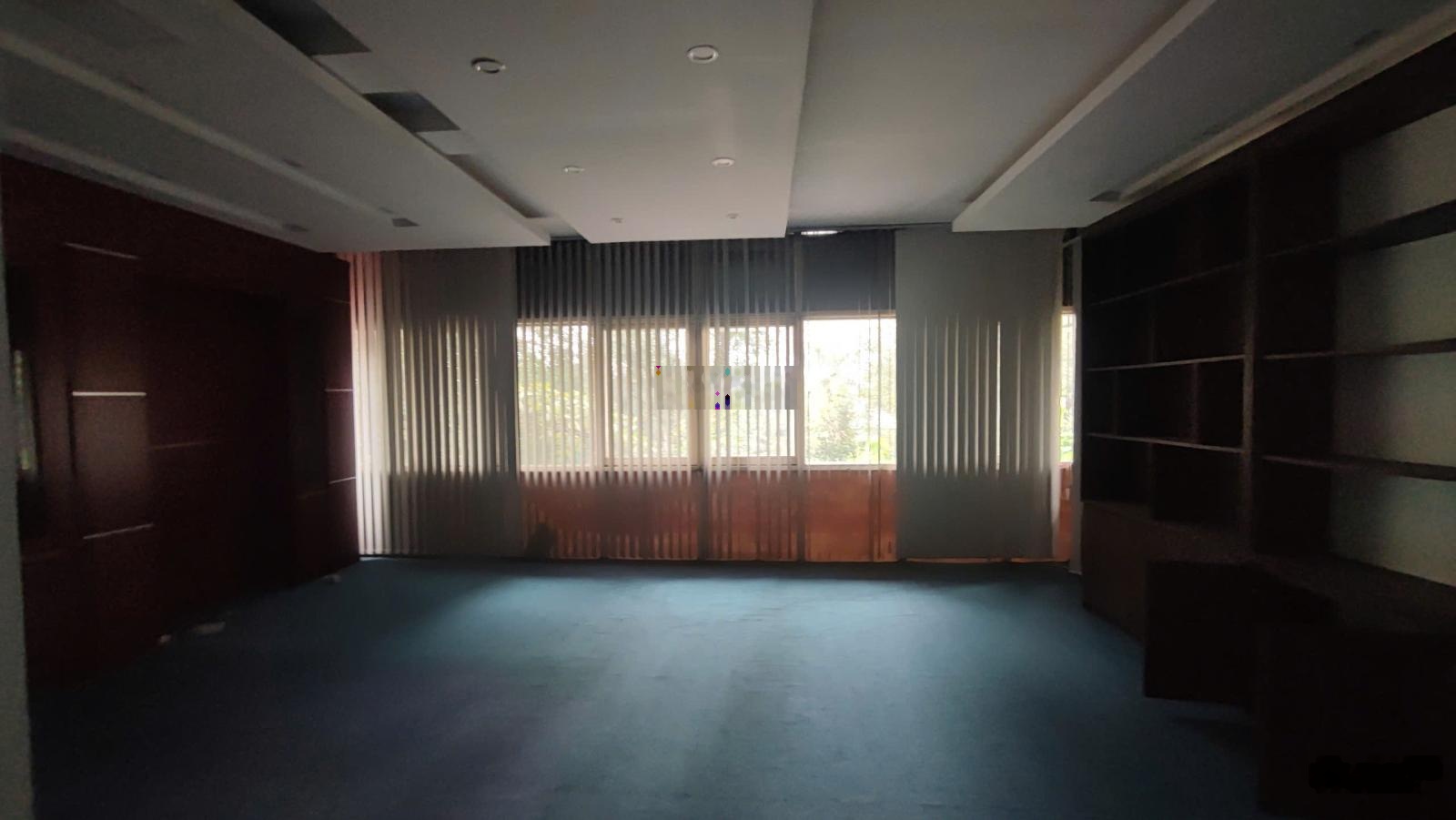 Cho thuê tòa nhà sát mặt phố khuất duy tiến viglacera 300m2 5t kd vp nhà hàng 70tr/th lâu dài
