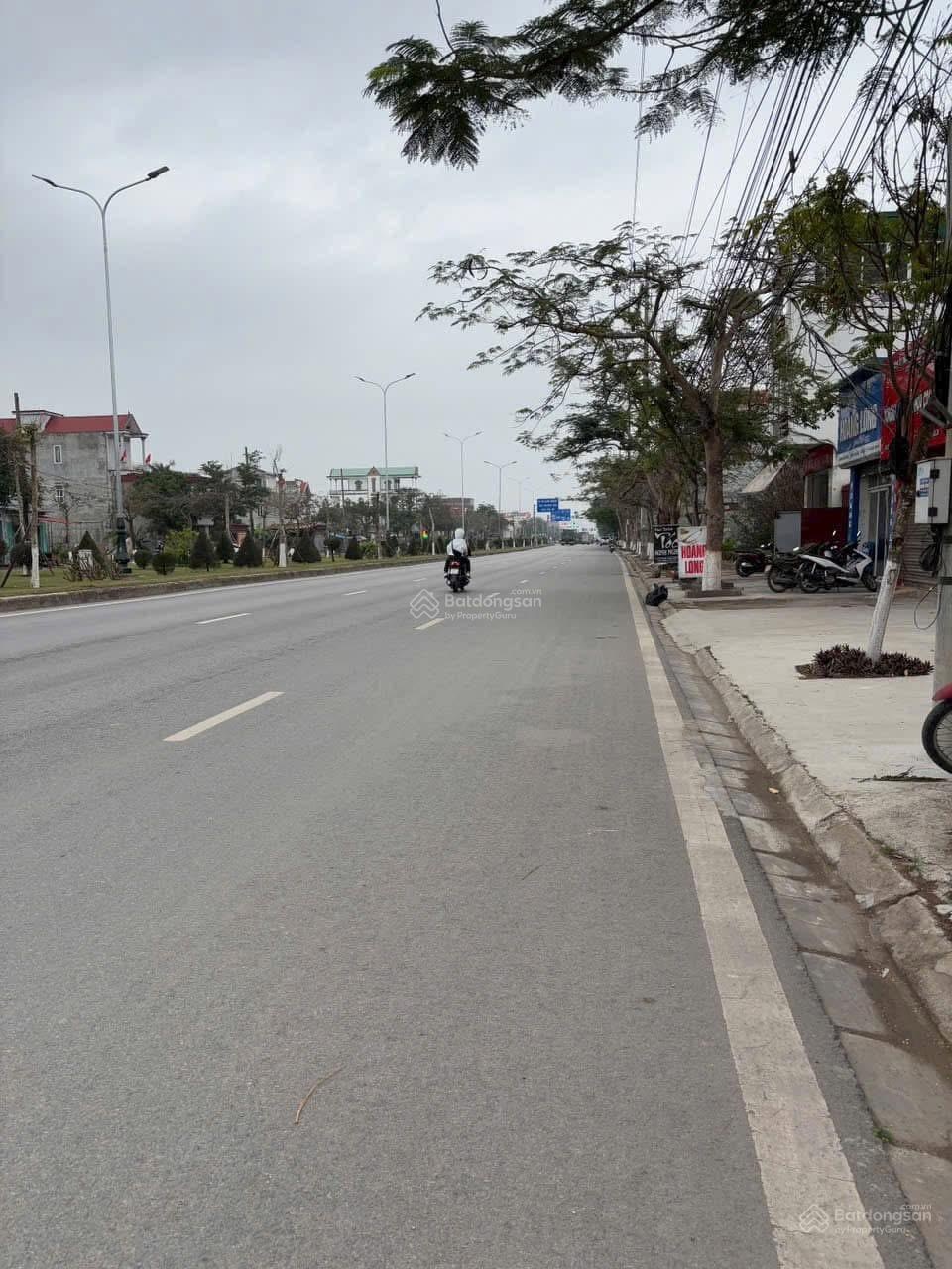 Chuyển nhượng lô BT 300m2 khu BT Mê Linh, Anh Dũng, giá TT. LH 0975015533