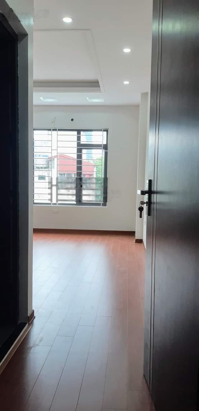 CC bán Miêu Nha Tây Mỗ 39m² 5 tầng 7P ôtô lùi cửa gần khu đô thị ở ngay giá chỉ 6,45tỷ 0961450400