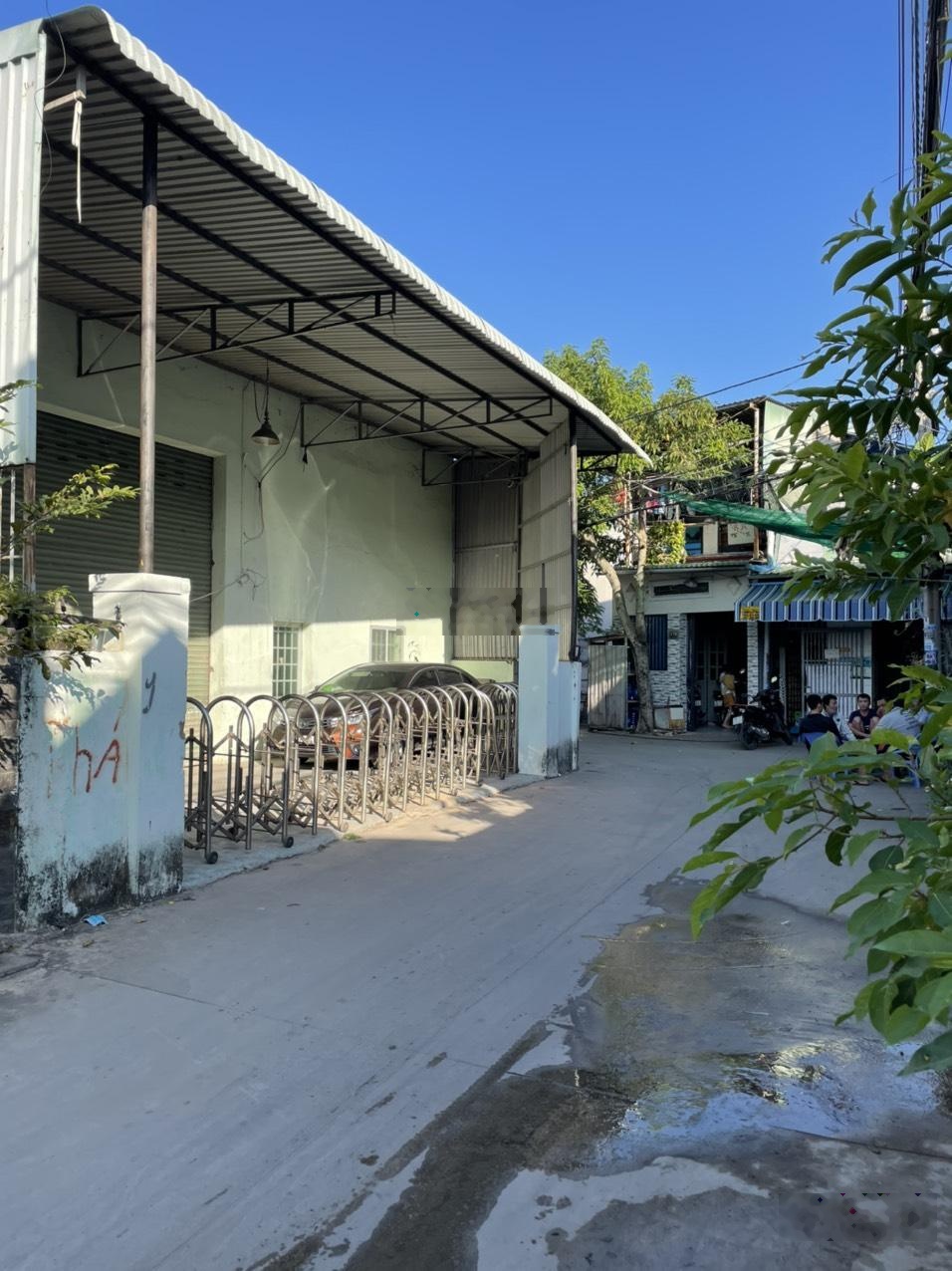 Anh trai gởi bán căn nhà xưởng tại Bình Hòa , Thuận An, Bình Dương, LH: 0908133447