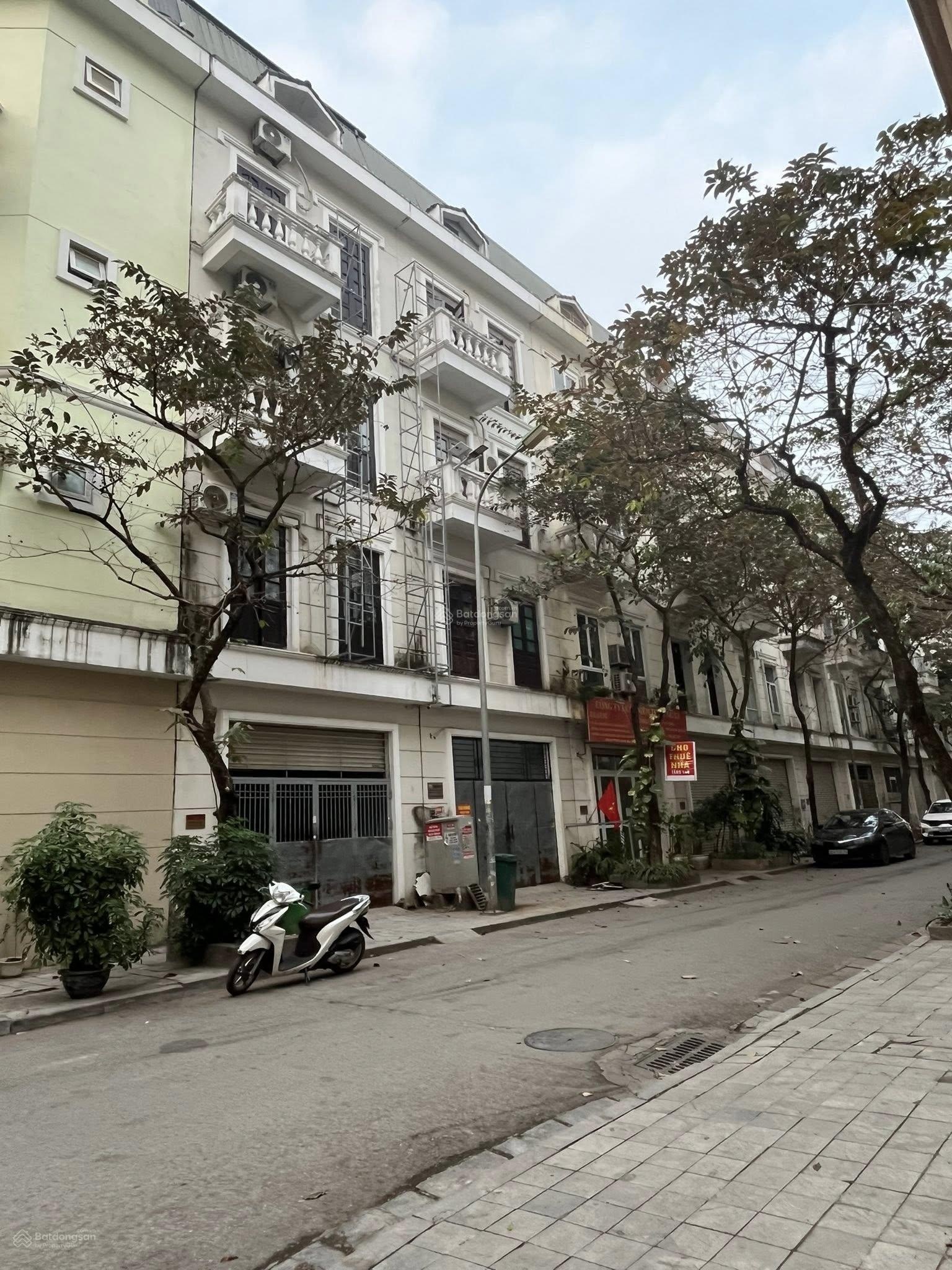 Bán liền kề Đô Nghĩa, Hà Đông 75m2, 5 tầng mặt tiền 5m, nhà đẹp hai mặt thoáng, giá 15,7 tỷ