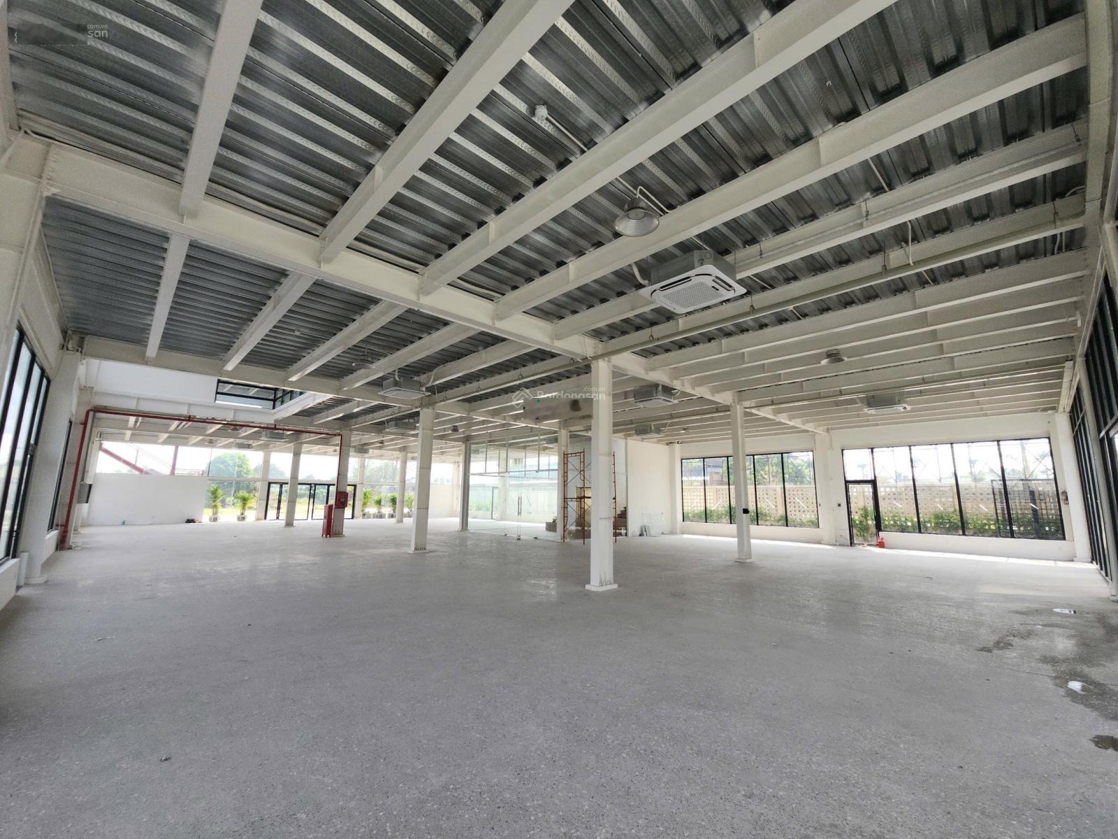 Cho thuê showroom / văn phòng /siêu thị quận 9
