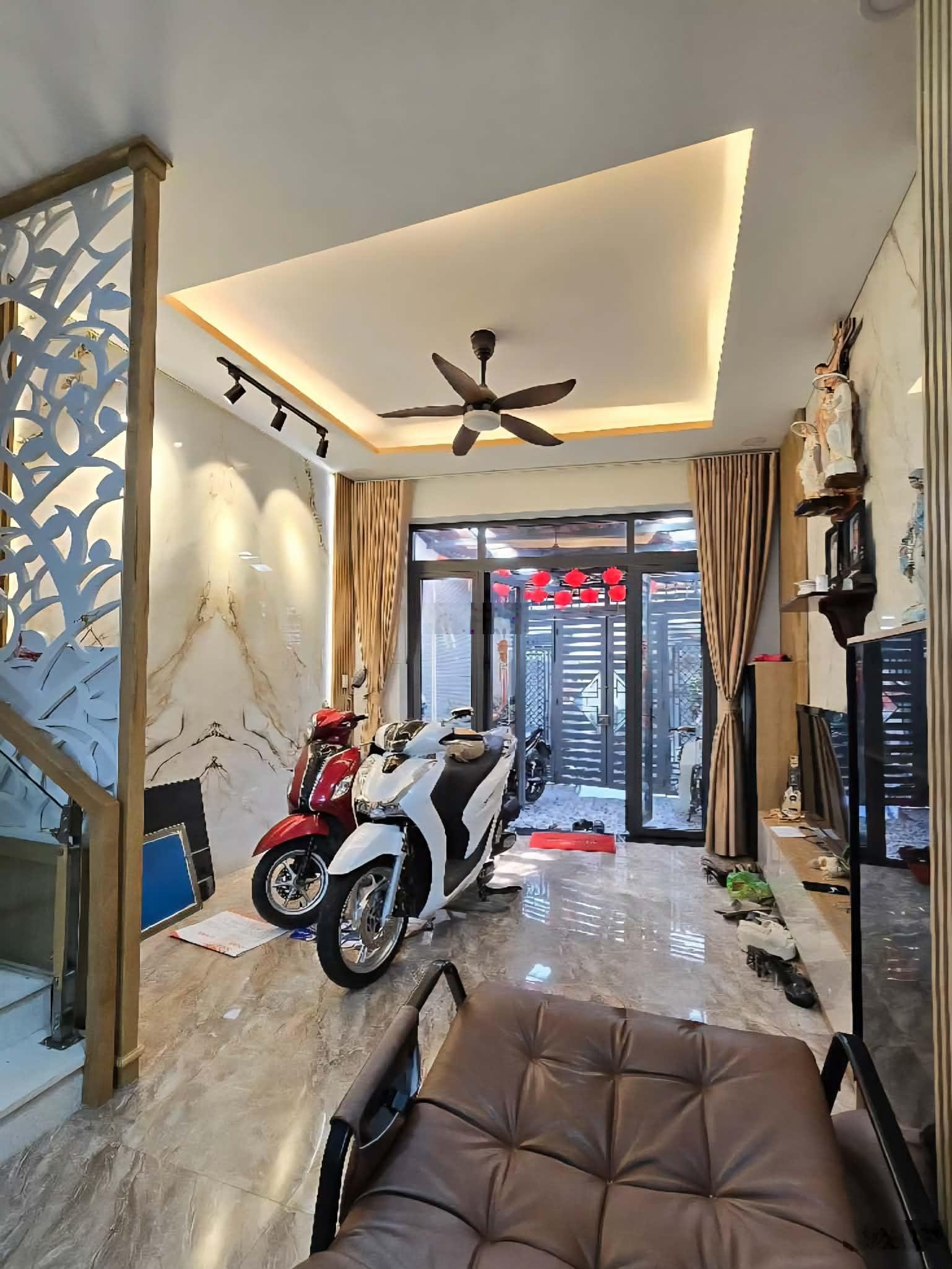 Chuyển công tác bán nhà xây tâm huyết đường Bùi Đình Túy - 56m2