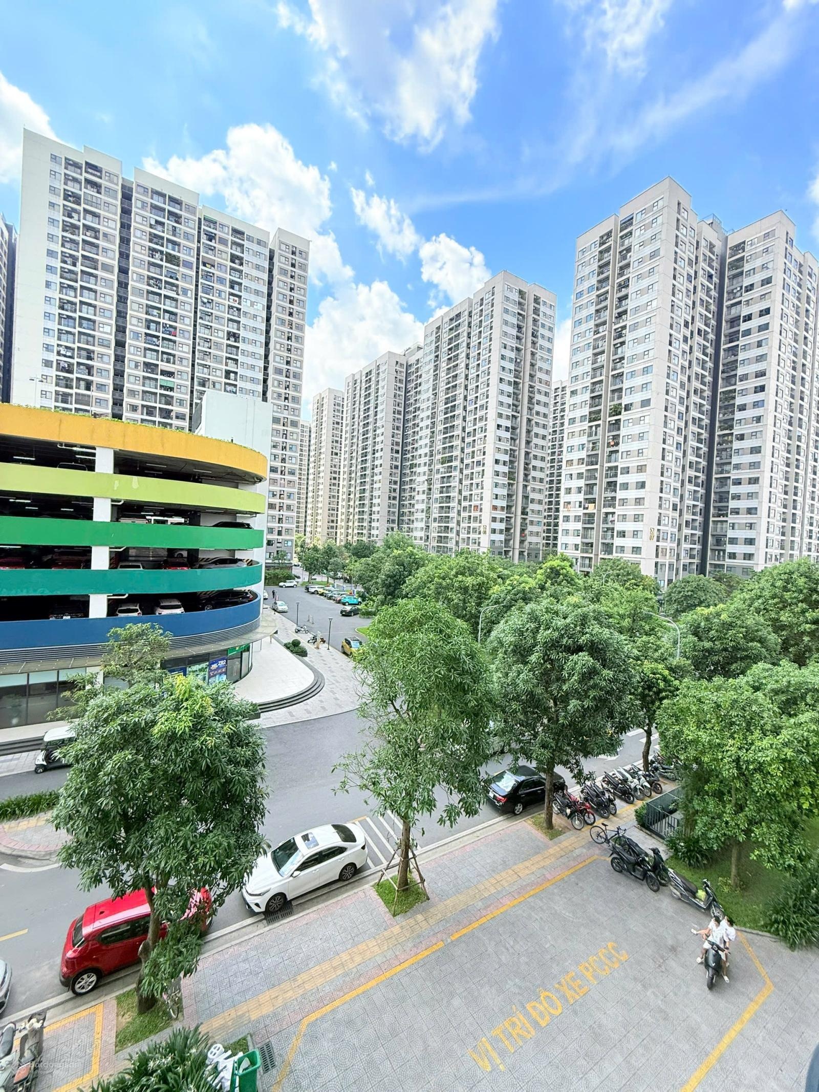 Chính chủ bán căn 3N 2VS DT 108m2 cụm tòa BE1 The Metropolitan giá 7,2 tỷ
