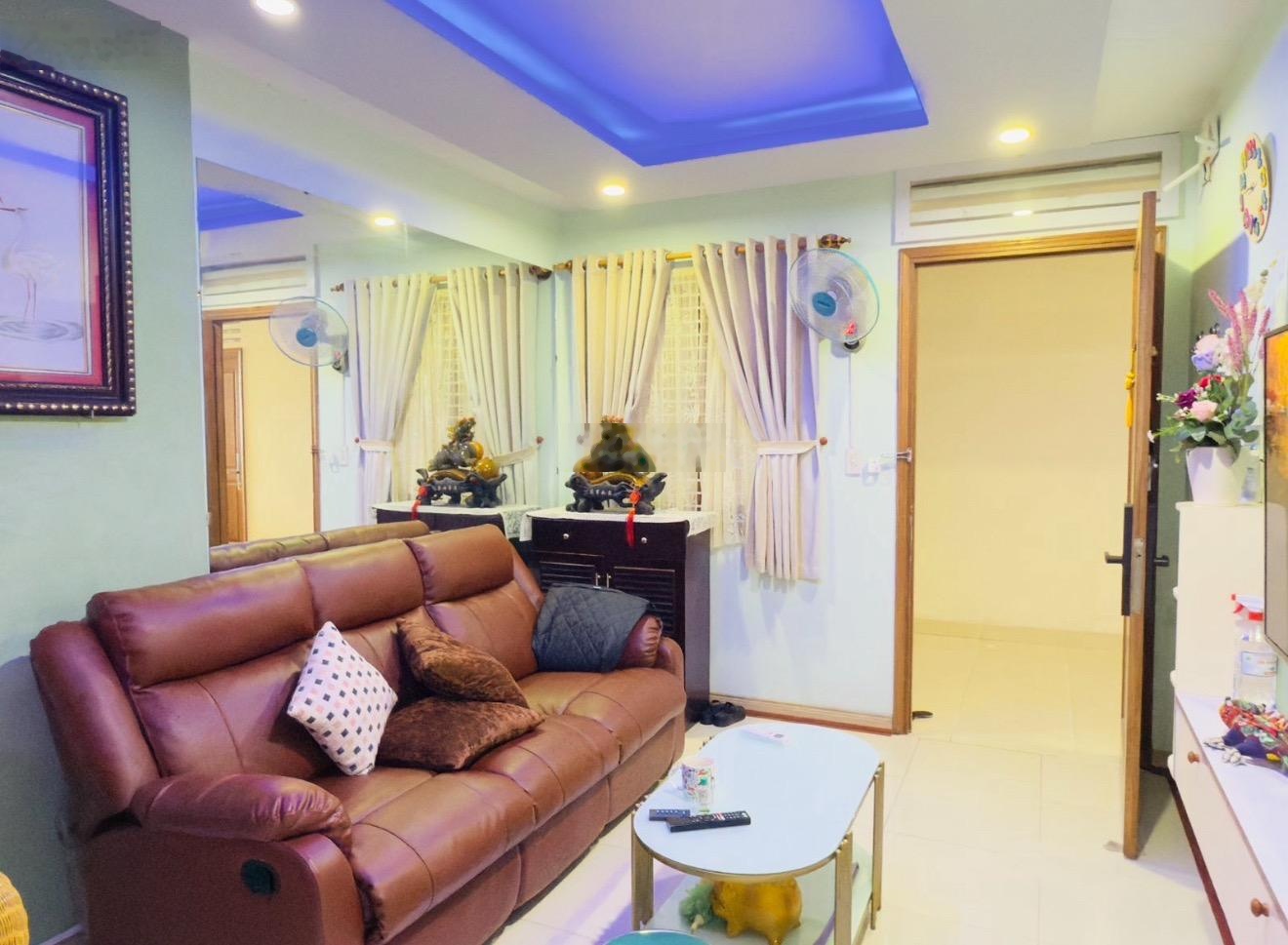 Căn hộ CT2 VĐT - căn 63m2 đầy đủ nội thất chỉ 2 tỷ 350 triệu