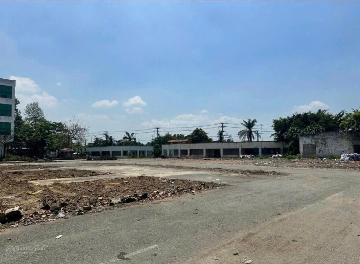 Siêu phẩm 20.000m2 mặt tiền QL1A Bình Tân kho xưởng bãi xe container giá chỉ 30k/m2